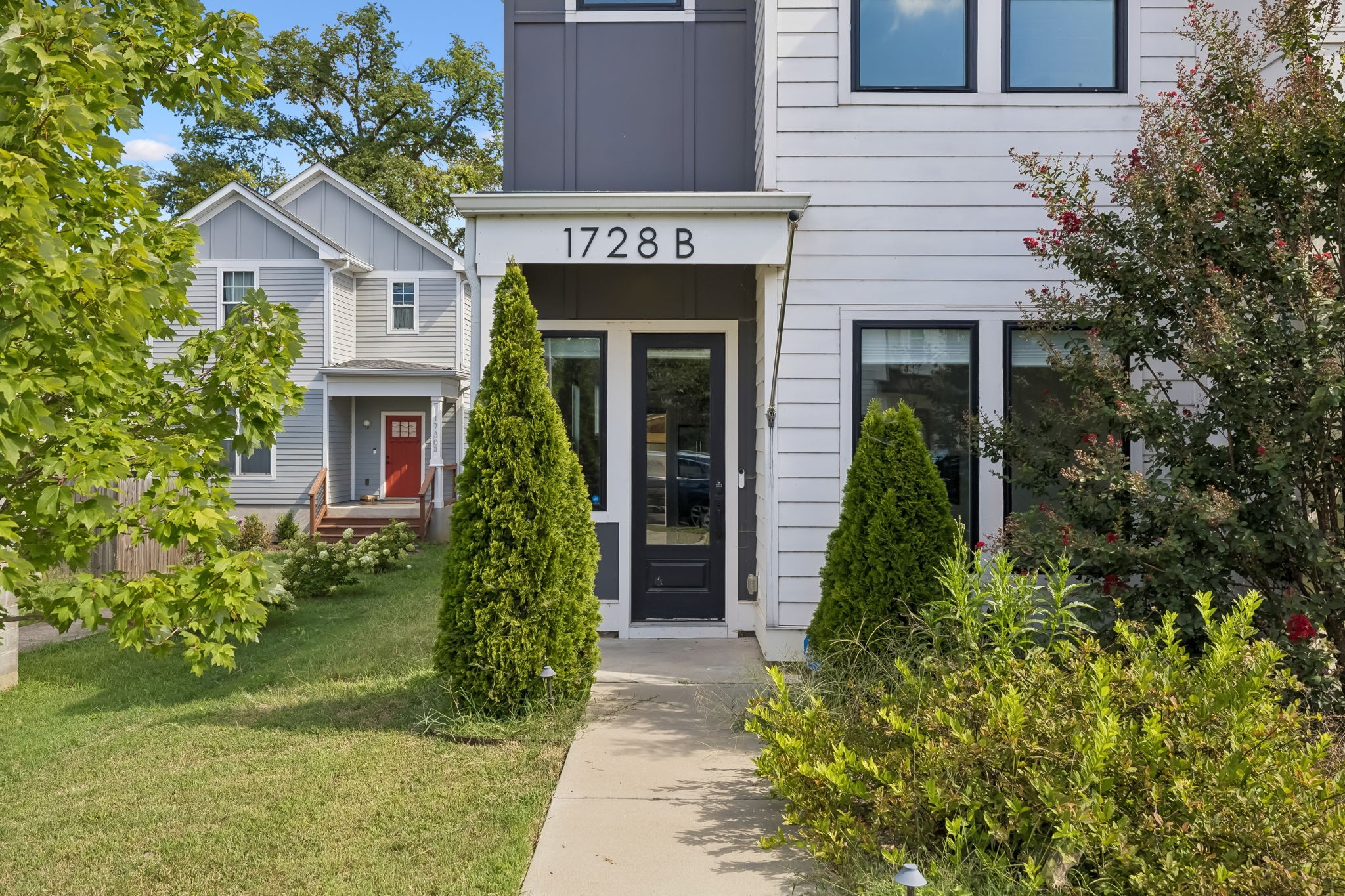 1728B Pecan St, Nashville, TN 37208