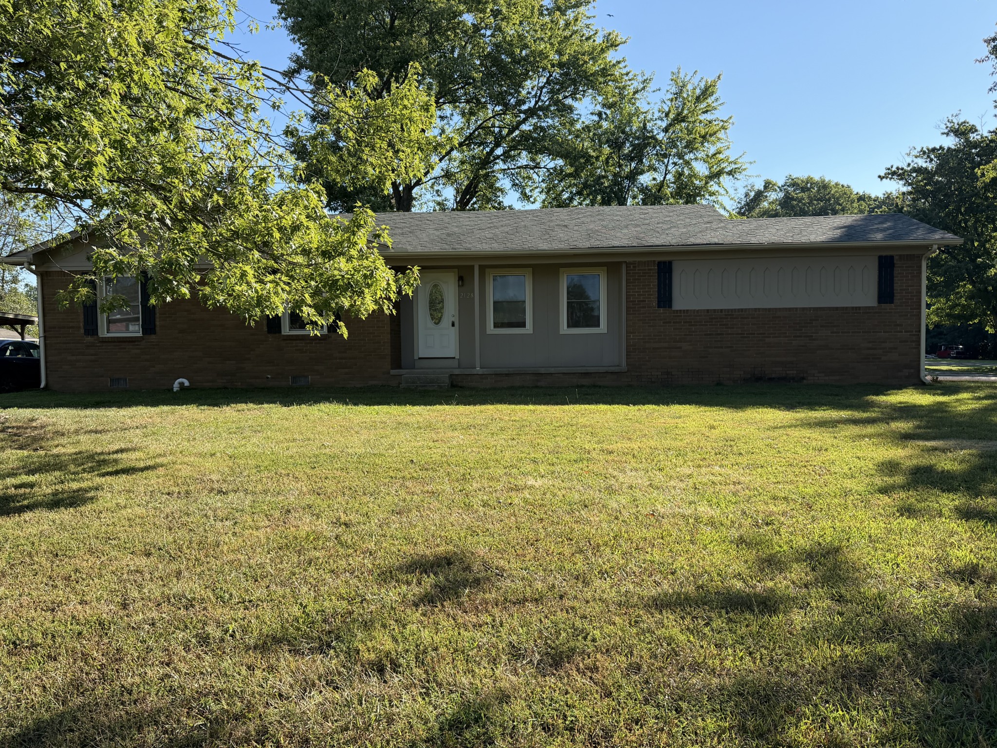 2128 Lambert Dr, Westmoreland, TN 37186