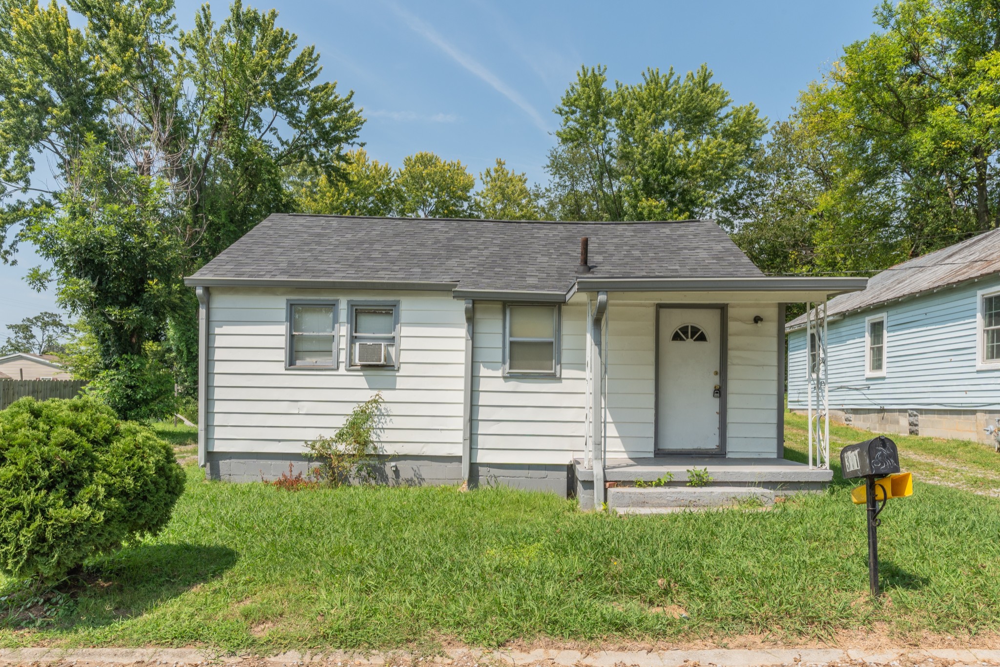 721 18th Ave W, Springfield, TN 37172