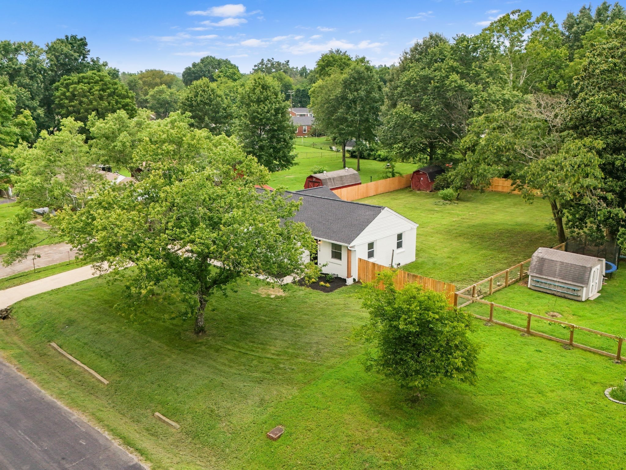 728 Evergreen Trl, Madison, TN 37115