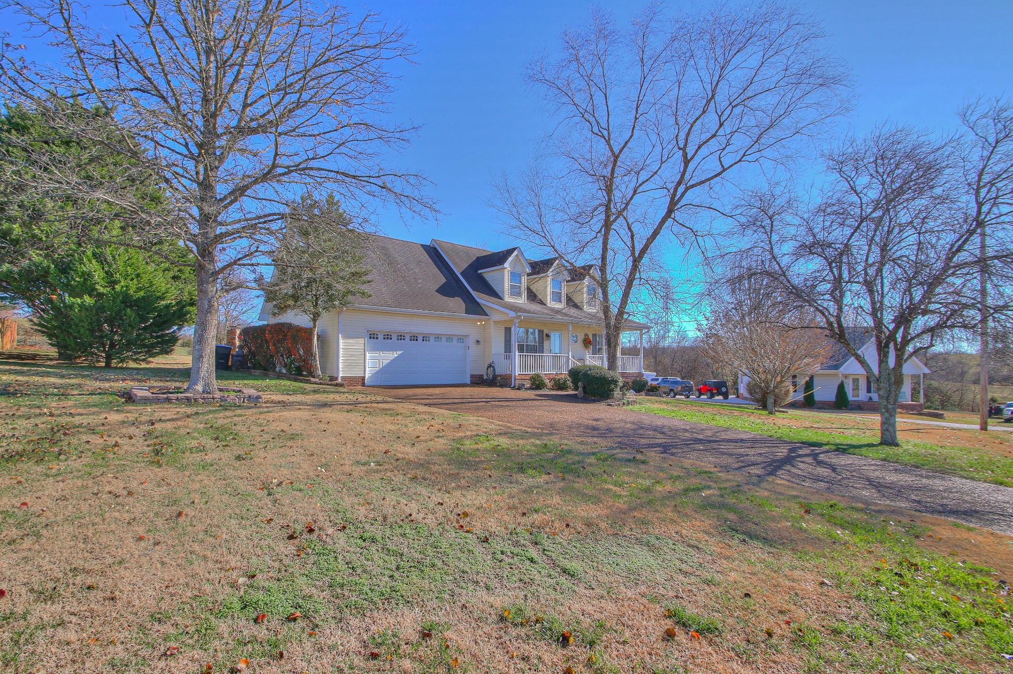 933 Lakeview Ct, Gallatin, TN 37066
