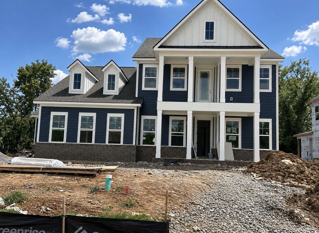 613 Banner Dr, Murfreesboro, TN 37129
