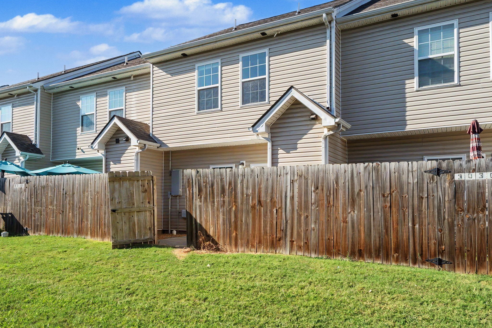 3028 Rg Buchanan Dr, La Vergne, TN 37086