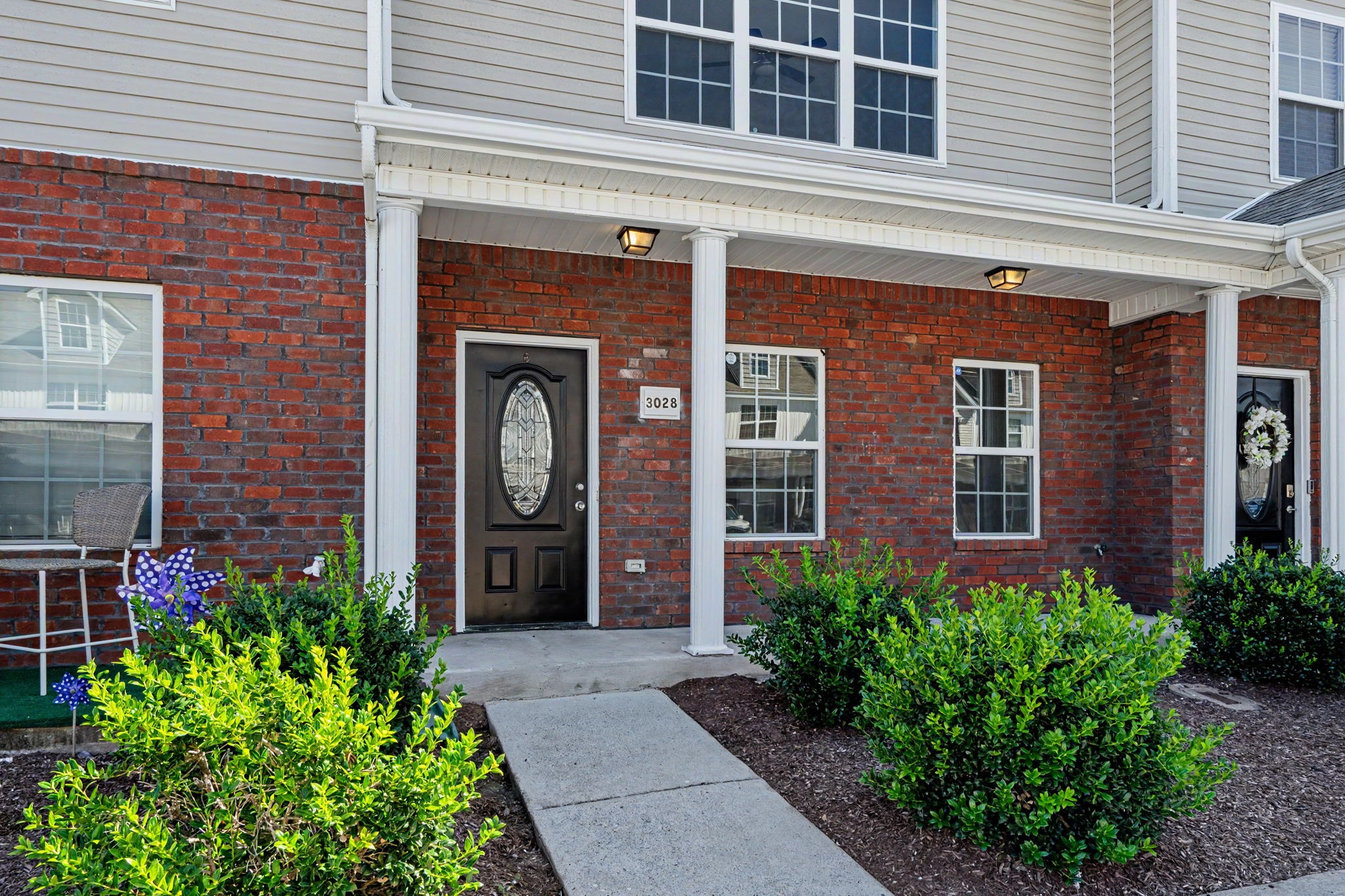 3028 Rg Buchanan Dr, La Vergne, TN 37086
