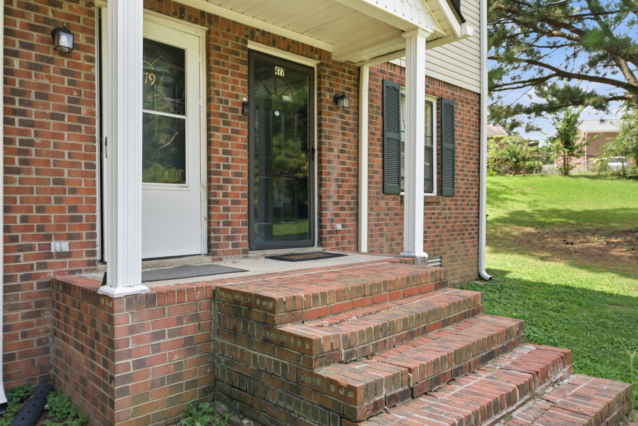 473 Ellenwood Dr, Nashville, TN 37211