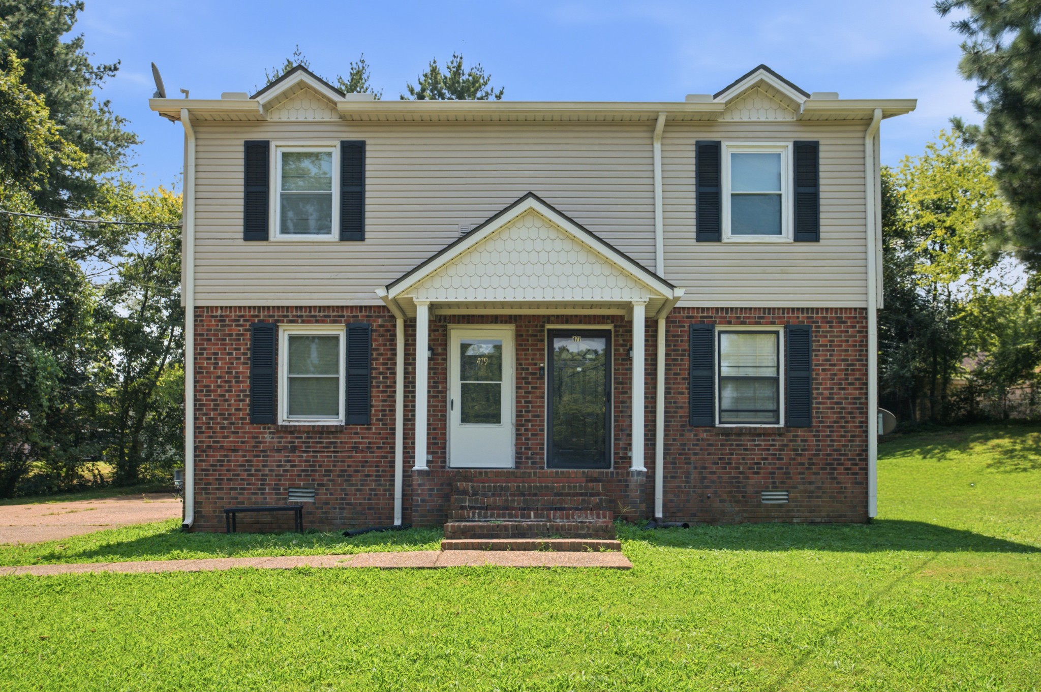 477 Ellenwood Dr, Nashville, TN 37211