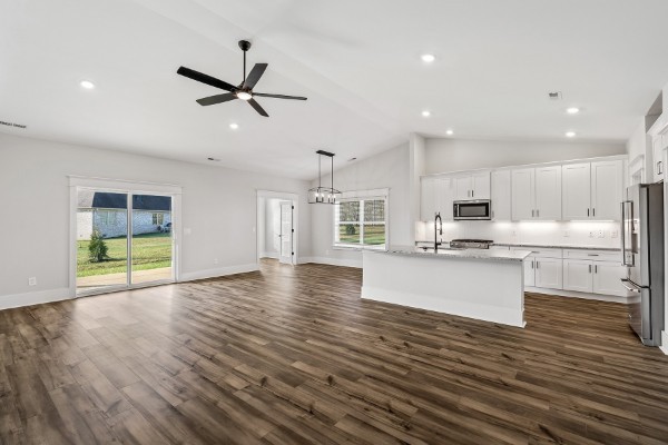 344 Springbrook Blvd, White House, TN 37188