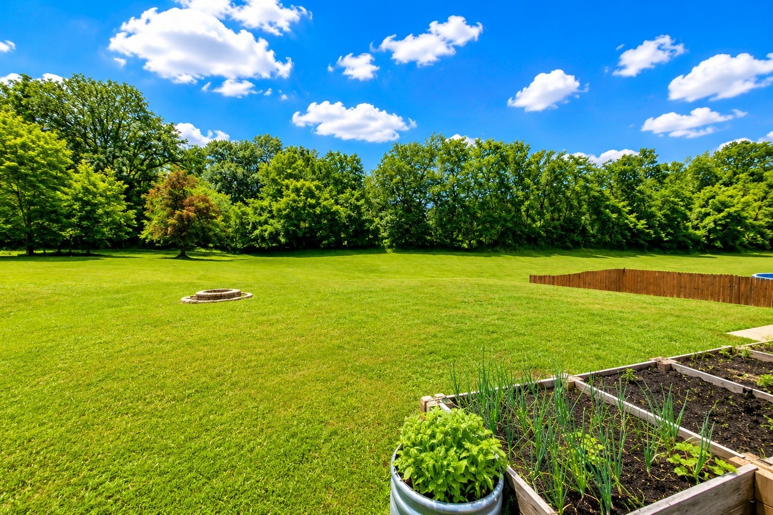140 Granda Flora Dr, White House, TN 37188