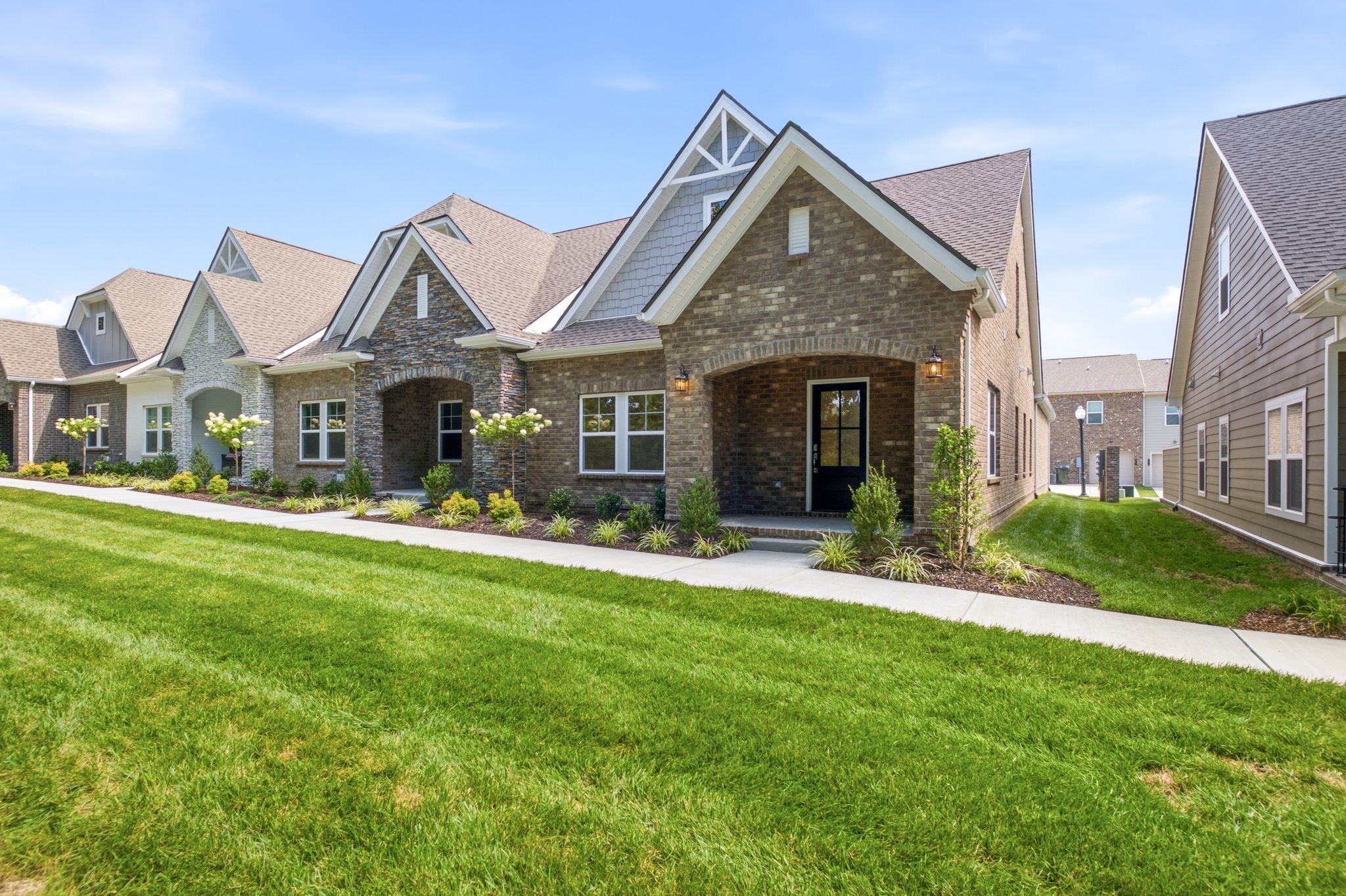 734 Coburg St, Gallatin, TN 37066