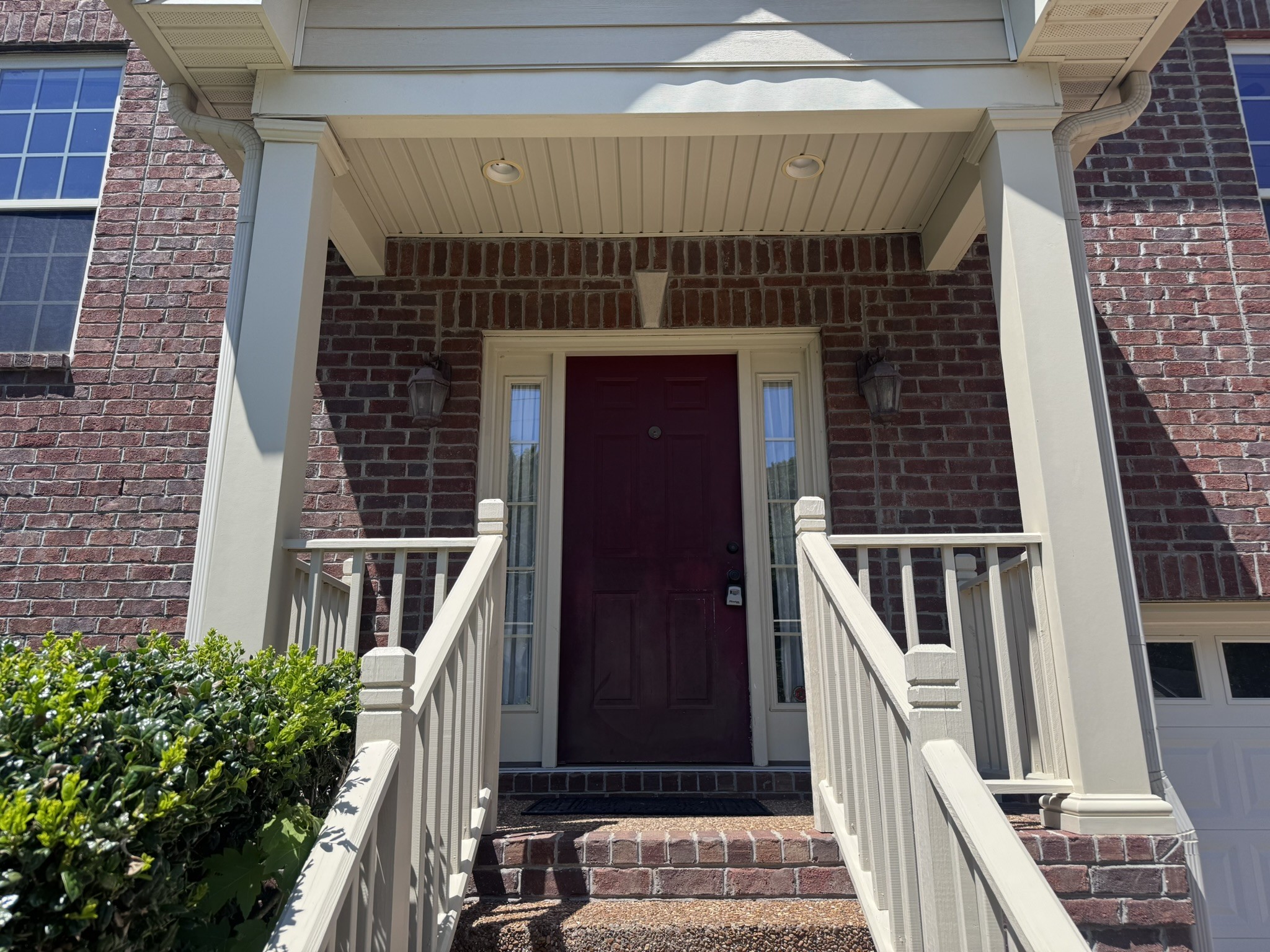2157 Strombury Dr, Hermitage, TN 37076