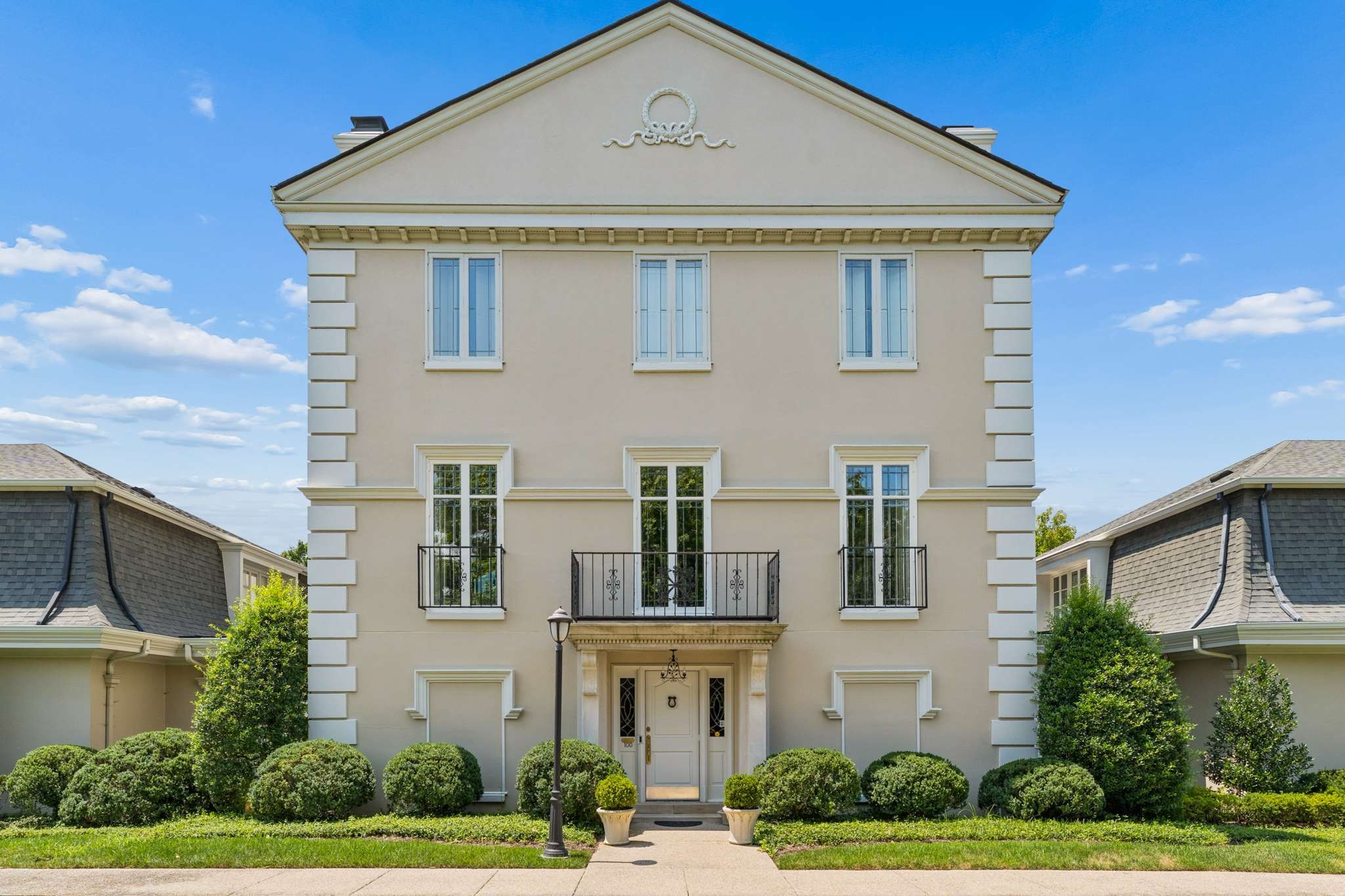 615 Belle Meade Blvd #100, Nashville, TN 37205
