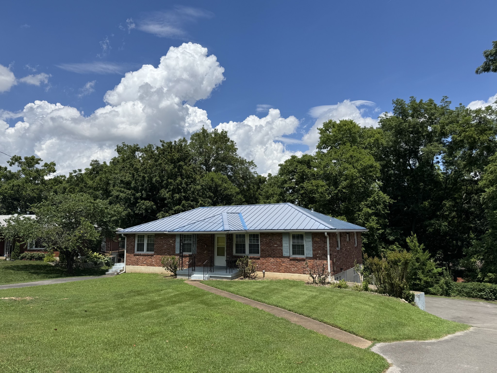 5020 Kincannon Dr, Nashville, TN 37220