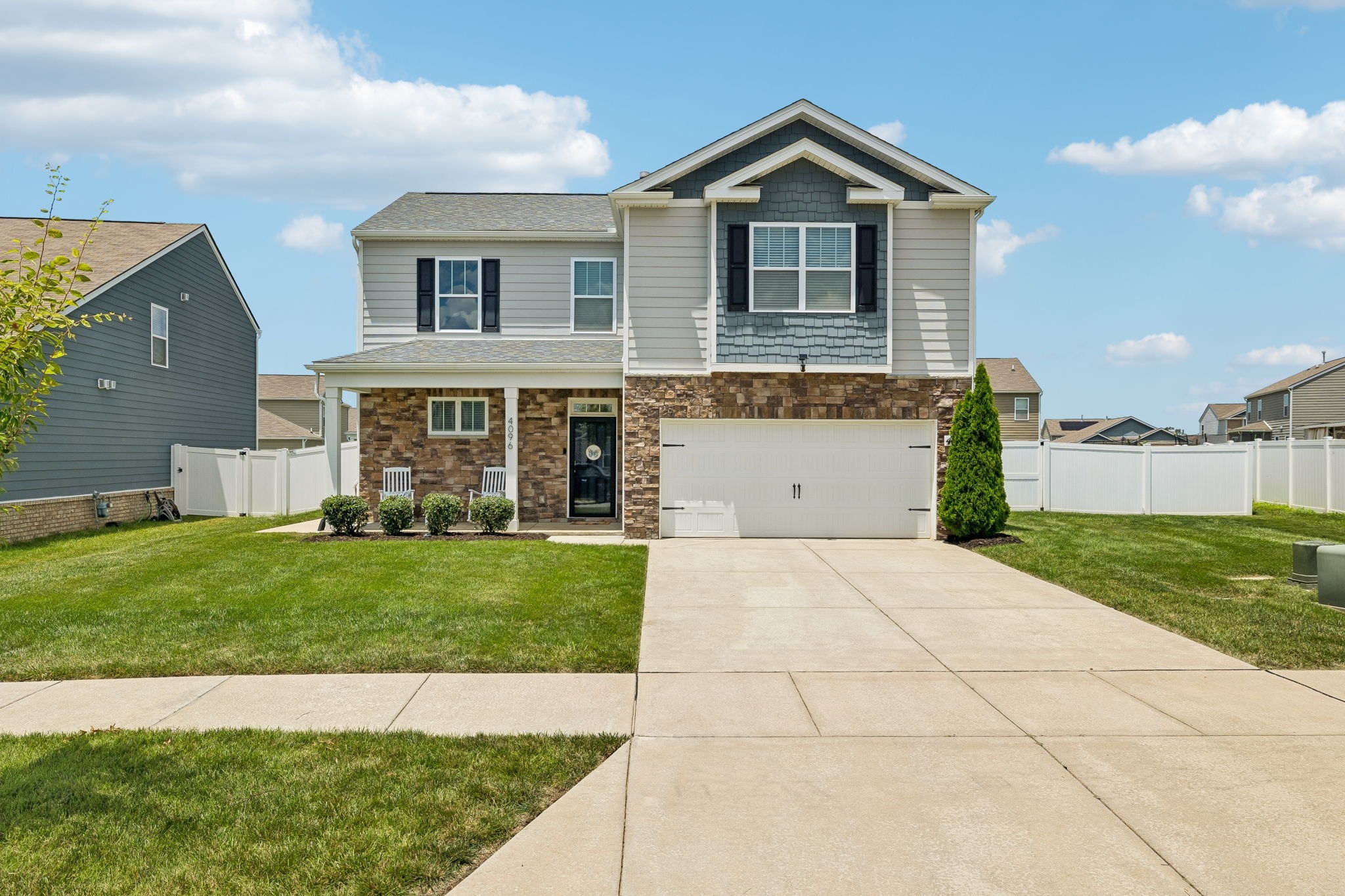 4096 Crossing Way, White House, TN 37188