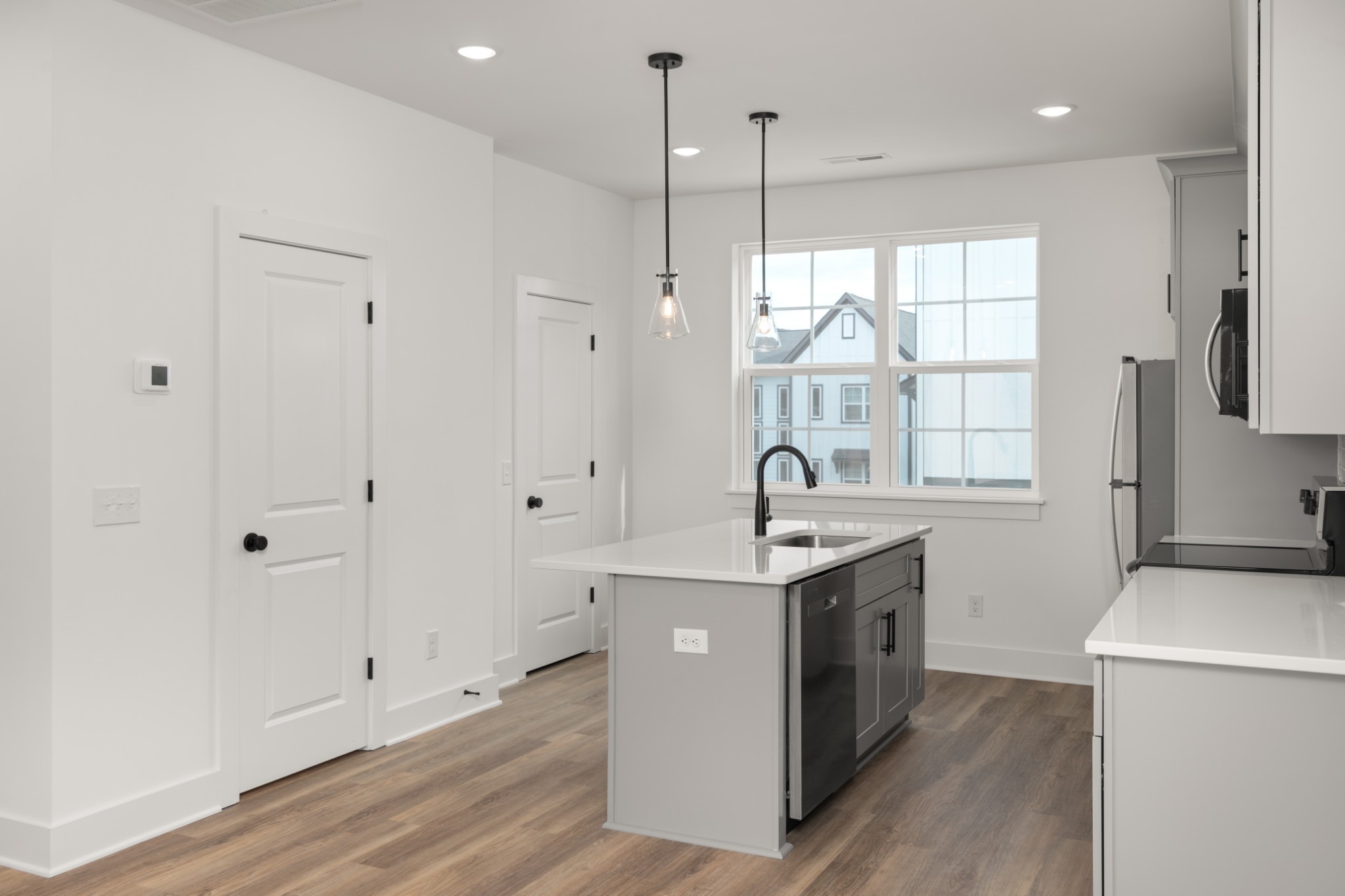 700 N Dupont Ave #201, Madison, TN 37115