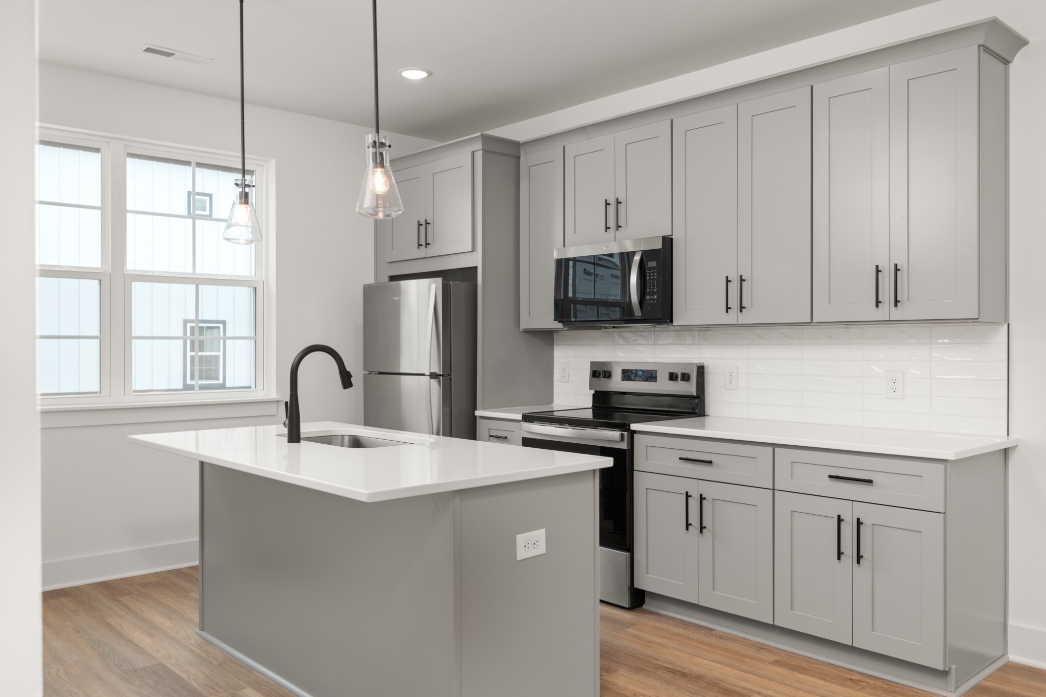 700 N Dupont Ave #201, Madison, TN 37115