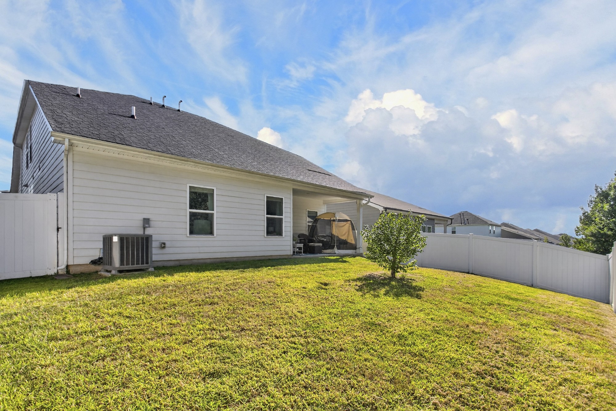 1072 Holland Ridge Way, Lebanon, TN 37090