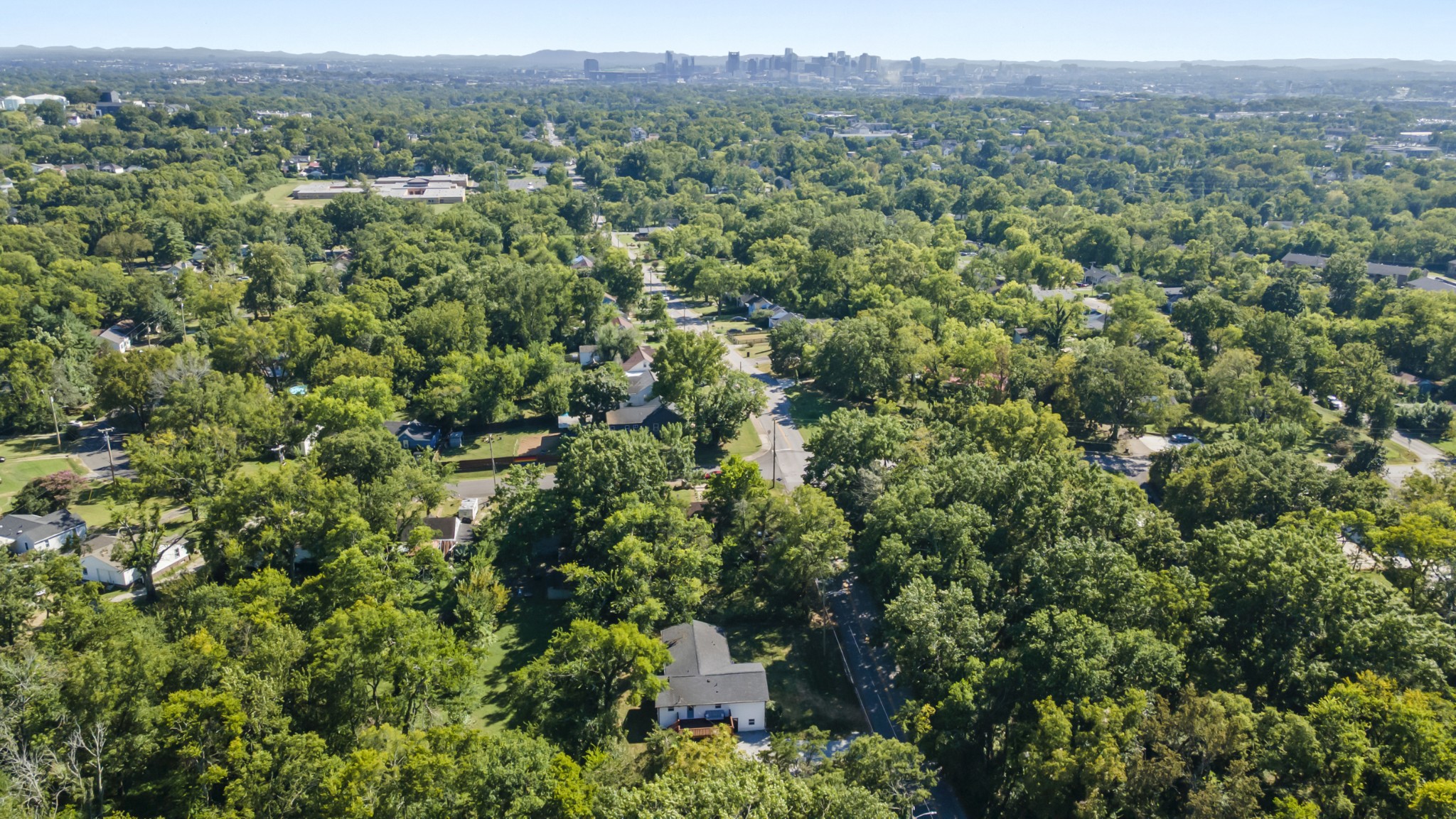 2707 Jones Ave, Nashville, TN 37207