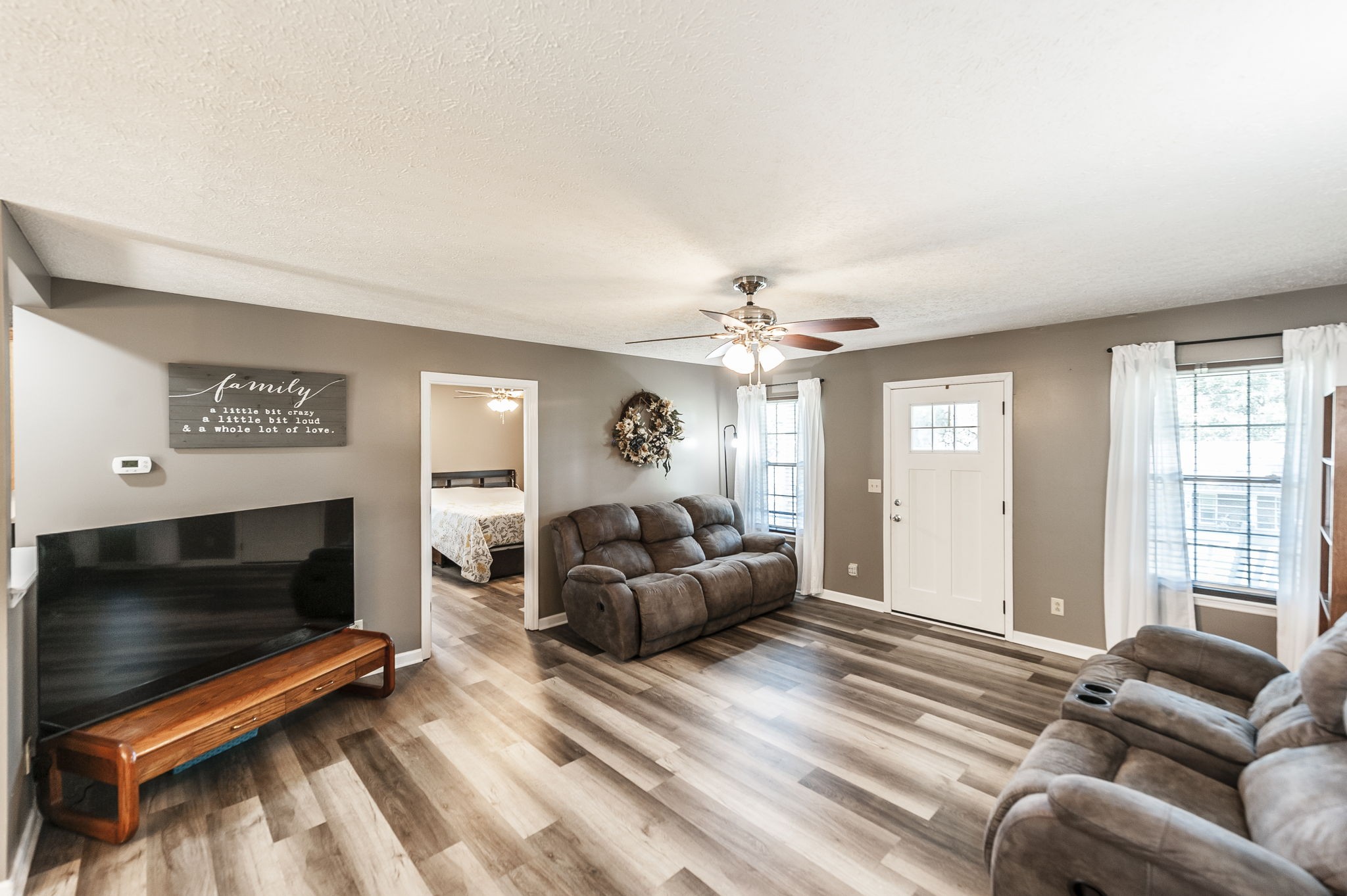 332 Forrest Dr, Greenbrier, TN 37073