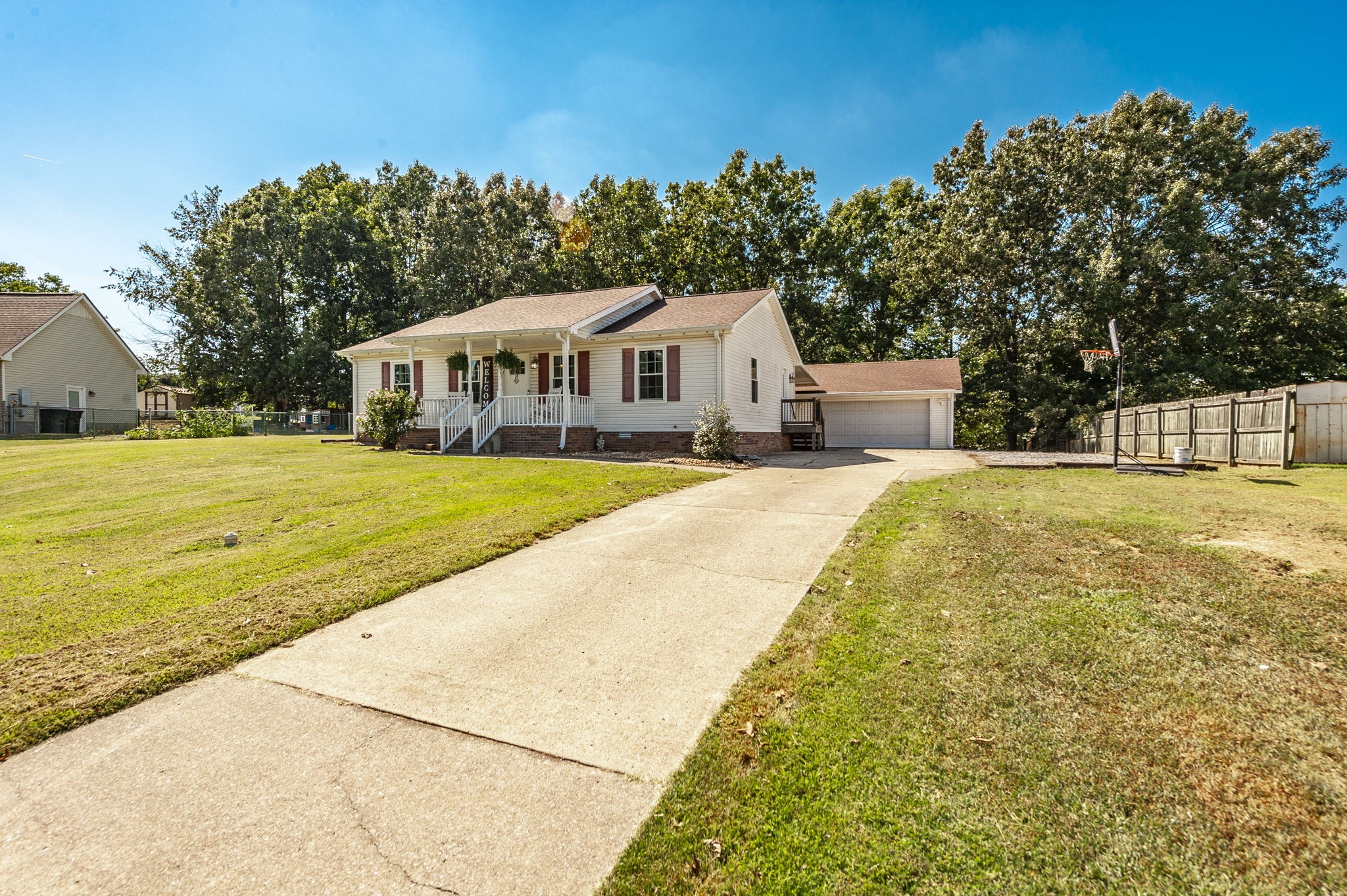 332 Forrest Dr, Greenbrier, TN 37073