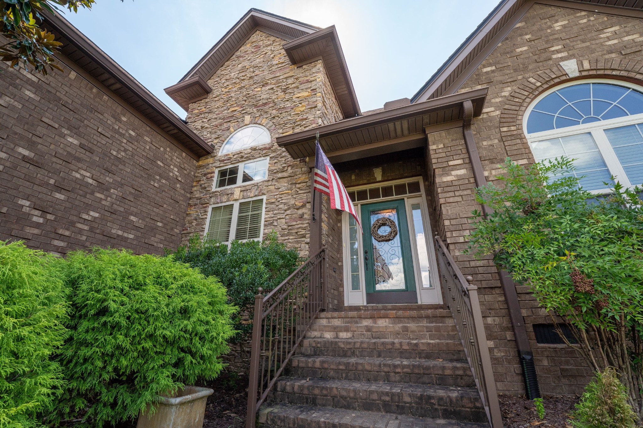 1076 Summerstar Cir, Gallatin, TN 37066