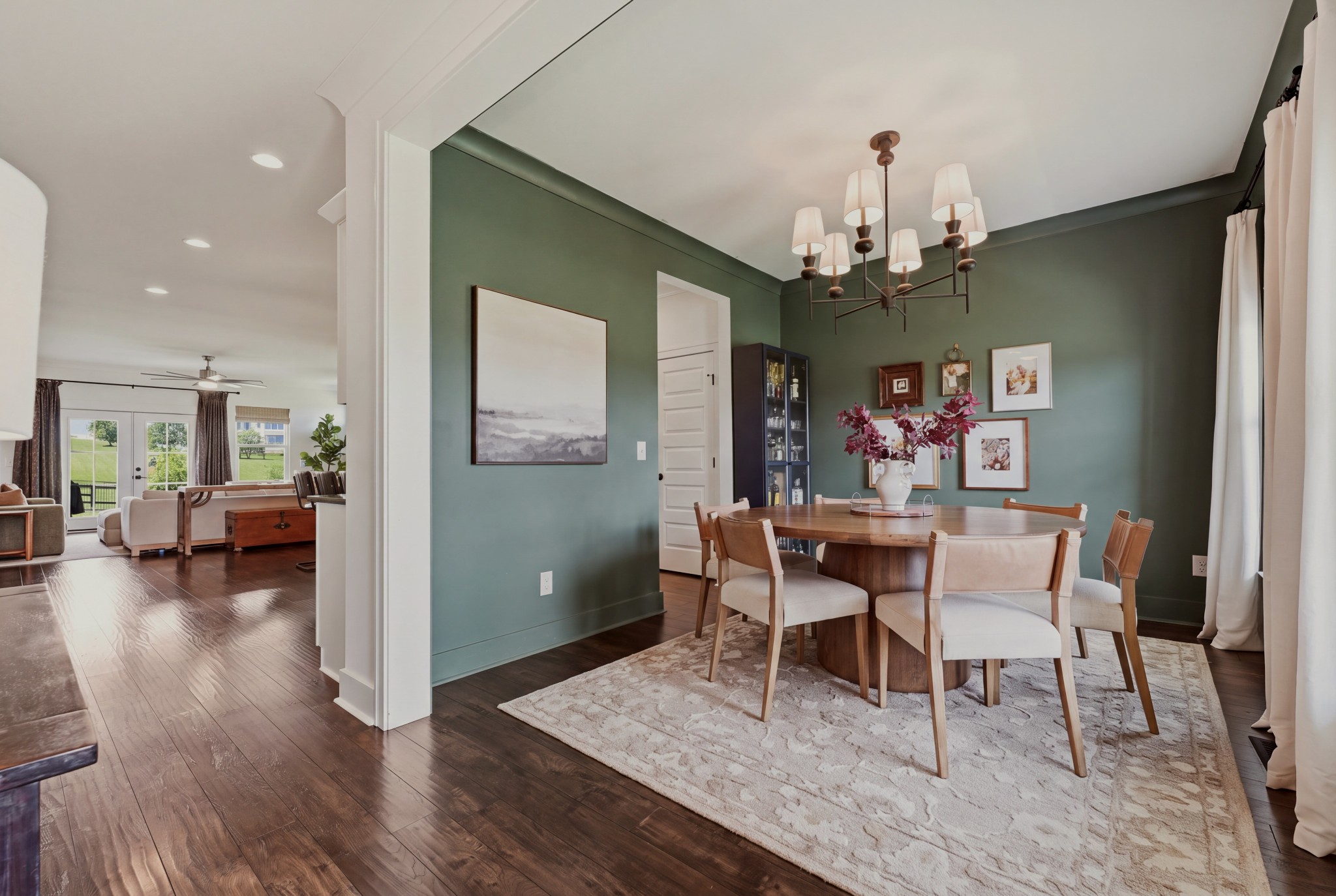 1412 Barrett Dr, Mount Juliet, TN 37122