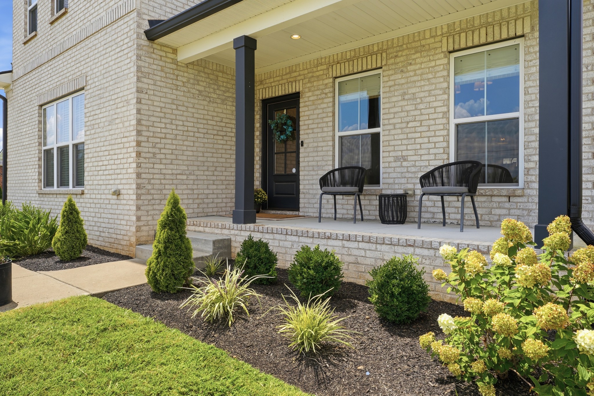 1412 Barrett Dr, Mount Juliet, TN 37122