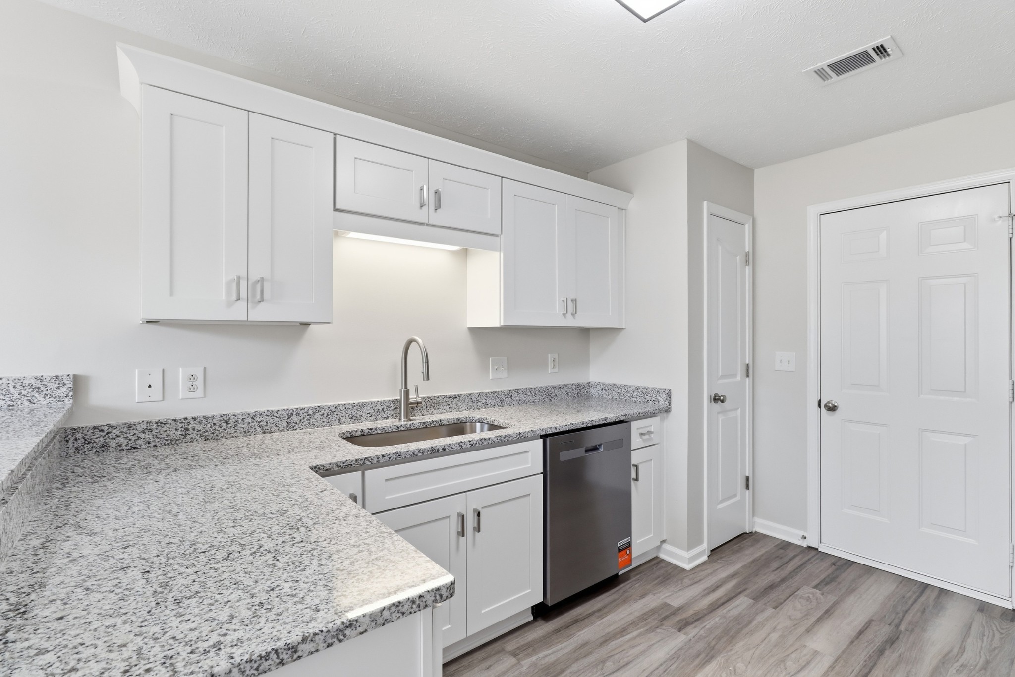 1648 Saint Andrews Dr, Murfreesboro, TN 37128
