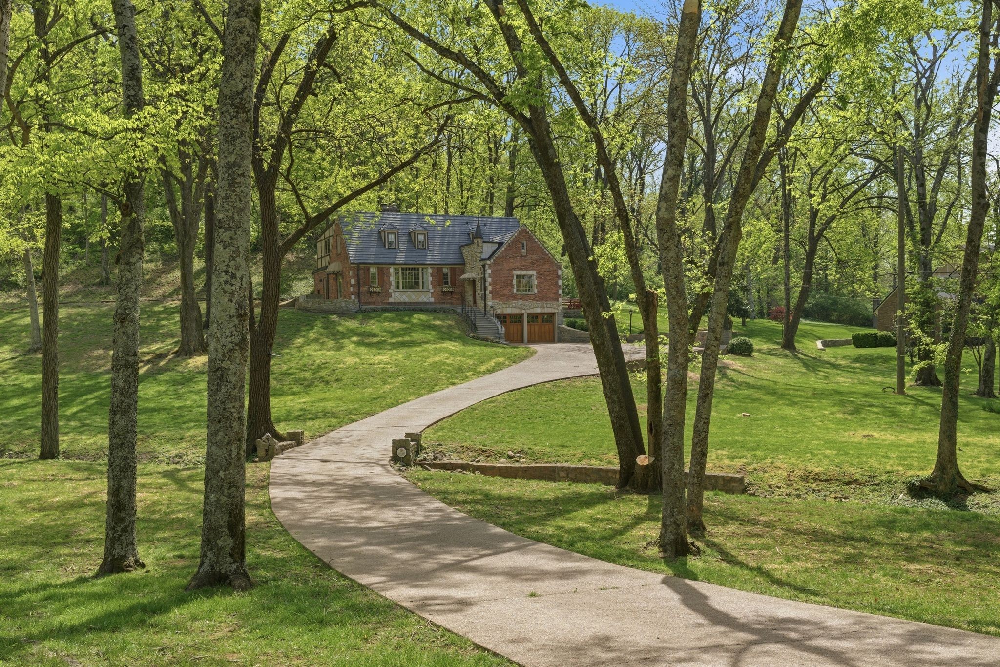 5123 Stanford Dr, Nashville, TN 37215
