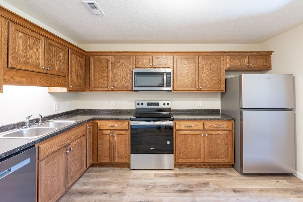 215 Kerr Way, Portland, TN 37148