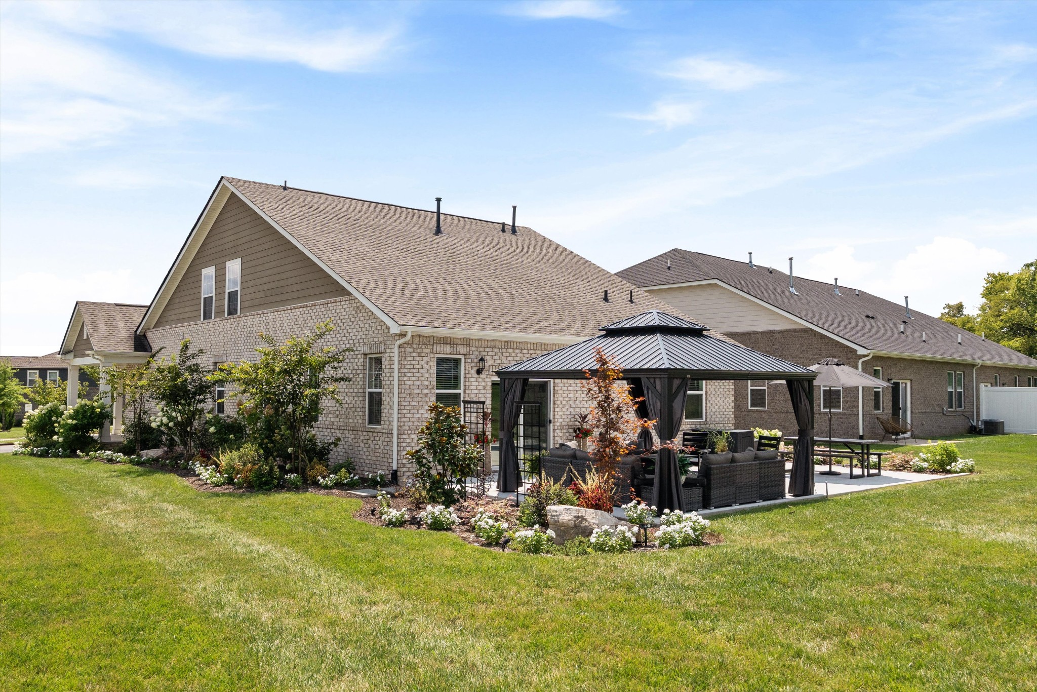 497 Golden Meadow Ln, Hendersonville, TN 37075