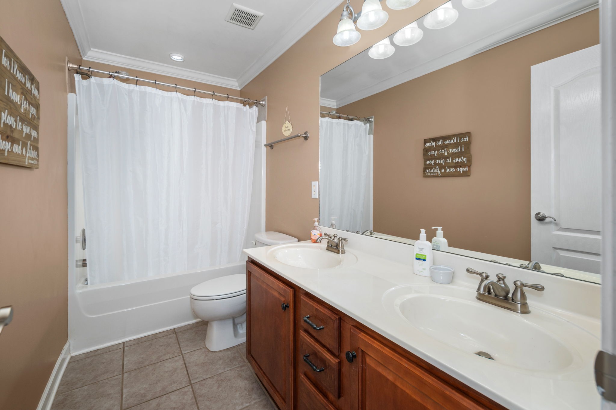 2309 Scout Dr, Rockvale, TN 37153