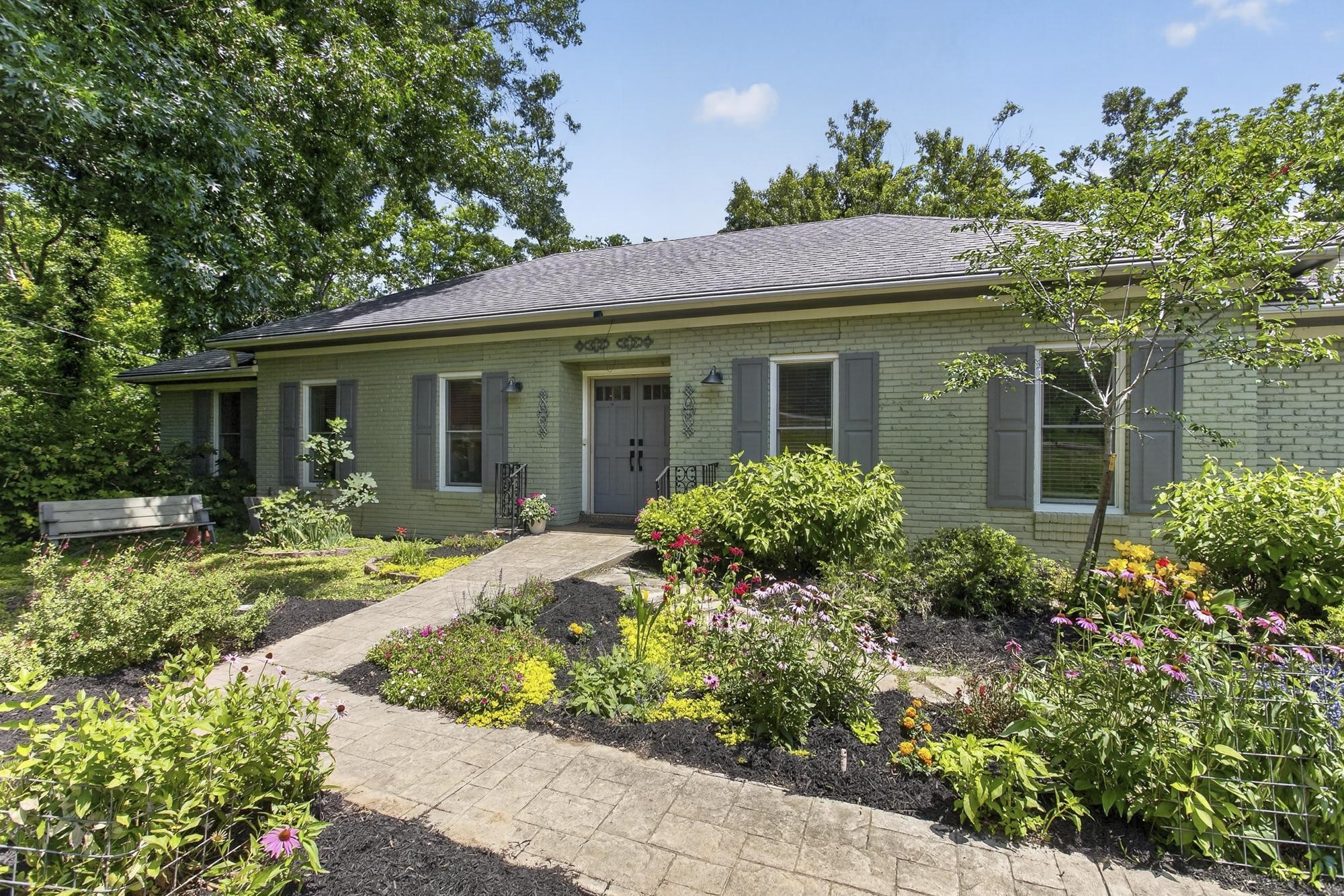 1234 Jefferson Davis Dr, Brentwood, TN 37027