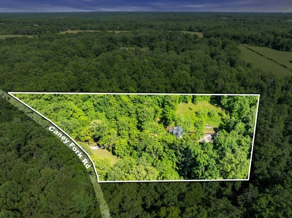 7741 Caney Fork Rd, Fairview, TN 37062