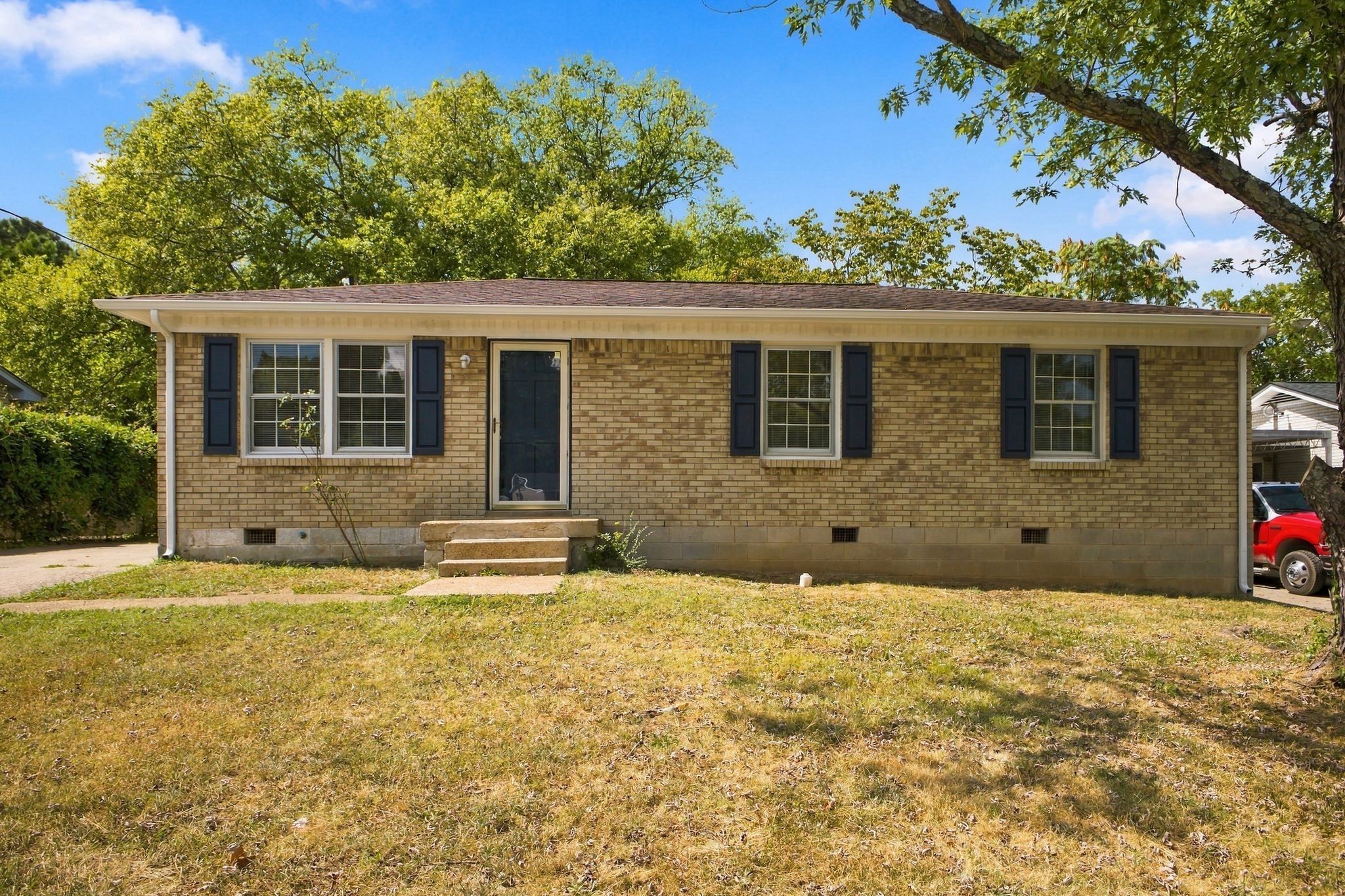 129 Karen Ray Ct, Antioch, TN 37013