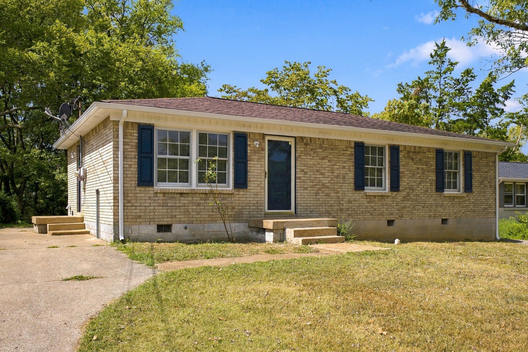 129 Karen Ray Ct, Antioch, TN 37013