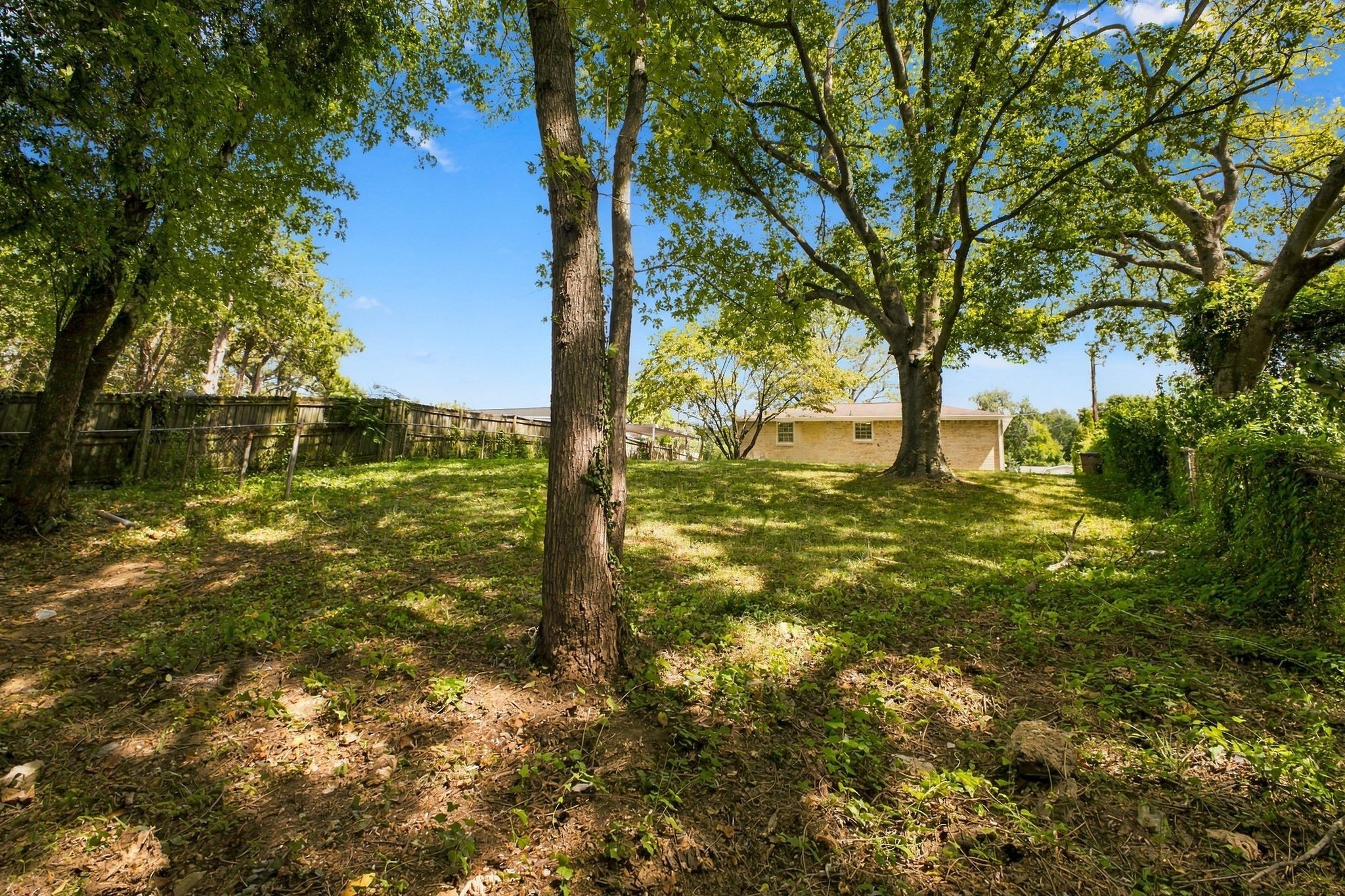 129 Karen Ray Ct, Antioch, TN 37013