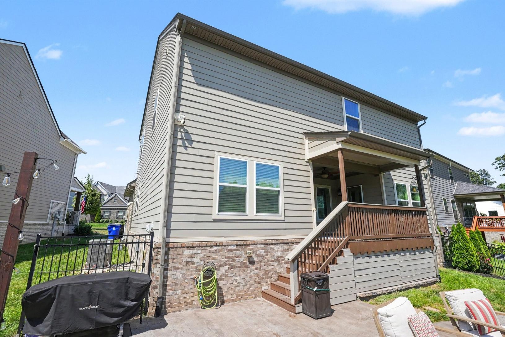 132 Newbury Dr, White House, TN 37188