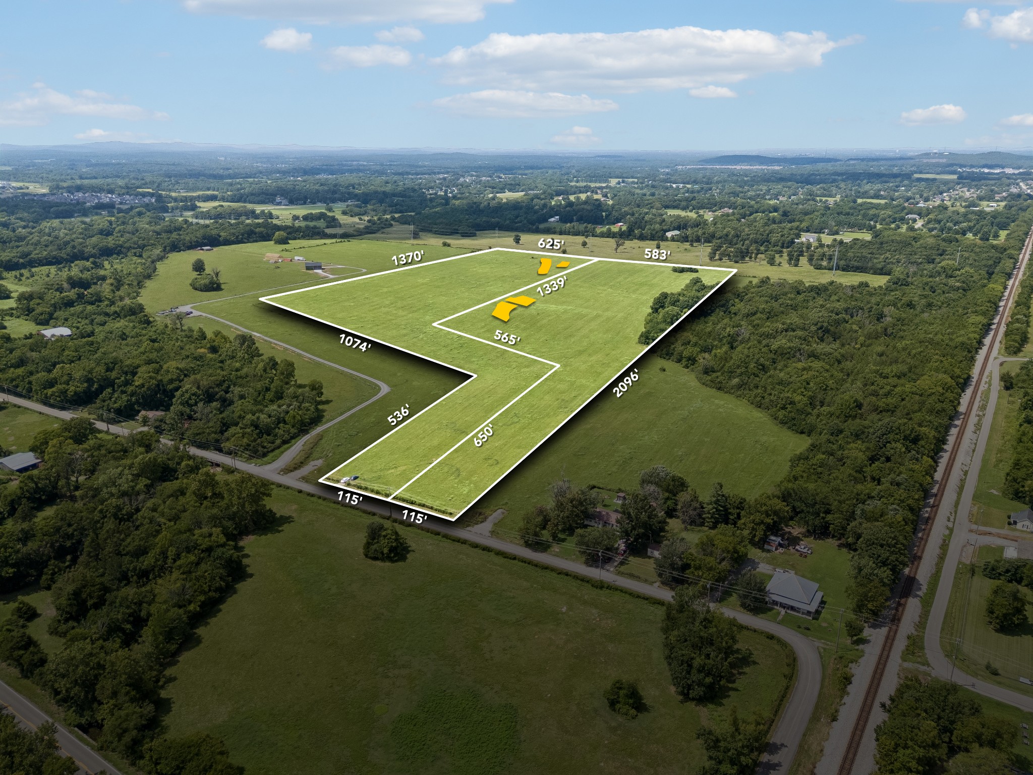 900 Old Christiana Rd, Christiana, TN 37037