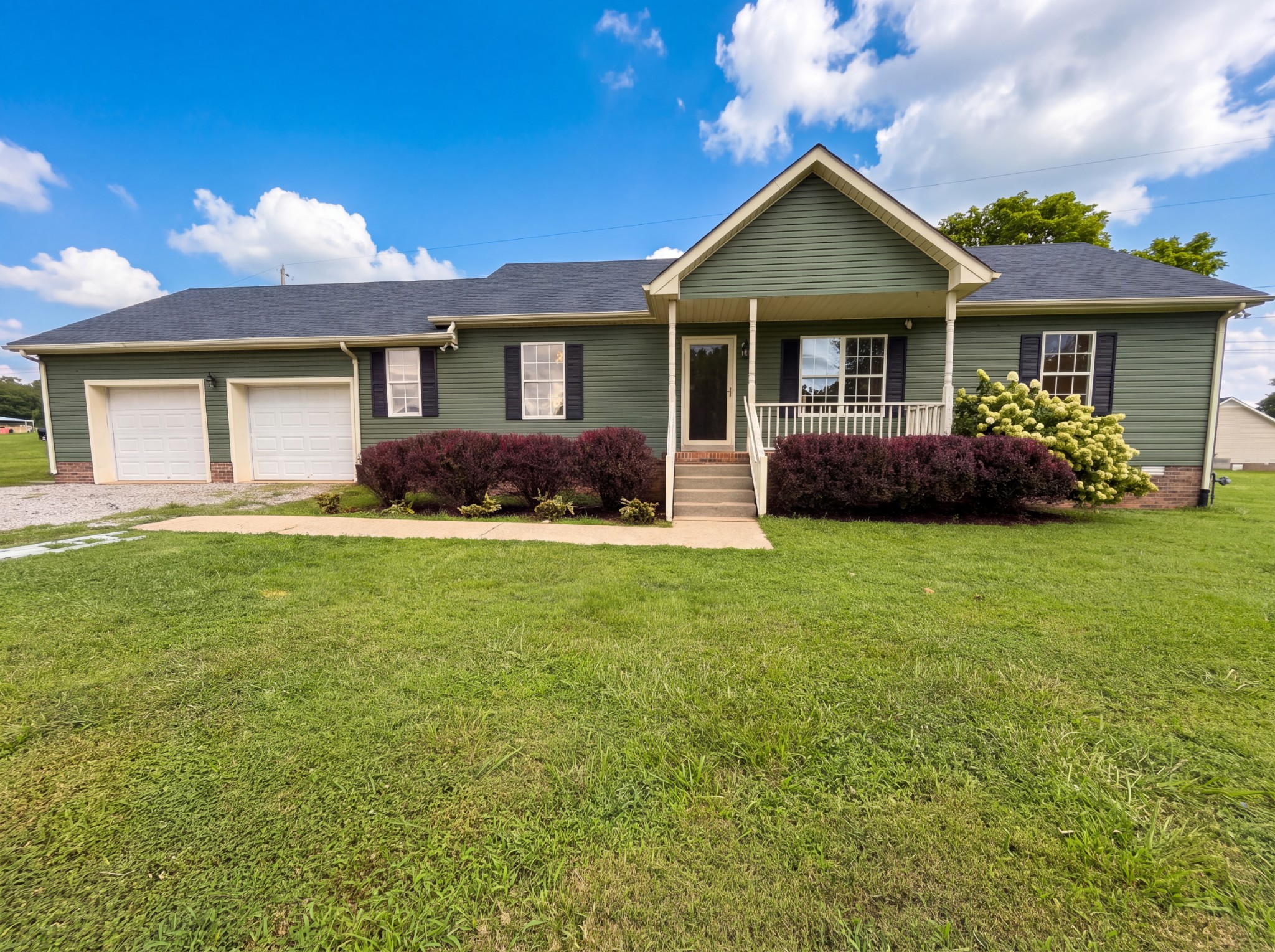 610 W Harper Rd, Portland, TN 37148