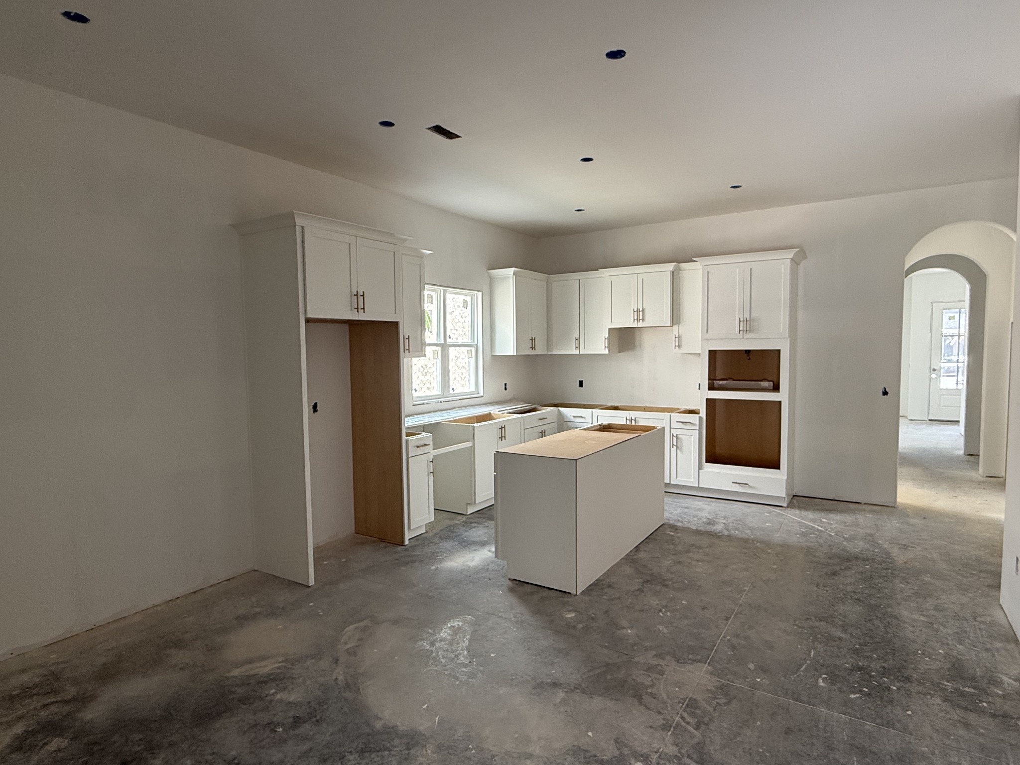 162 Oasis Dr, La Vergne, TN 37086