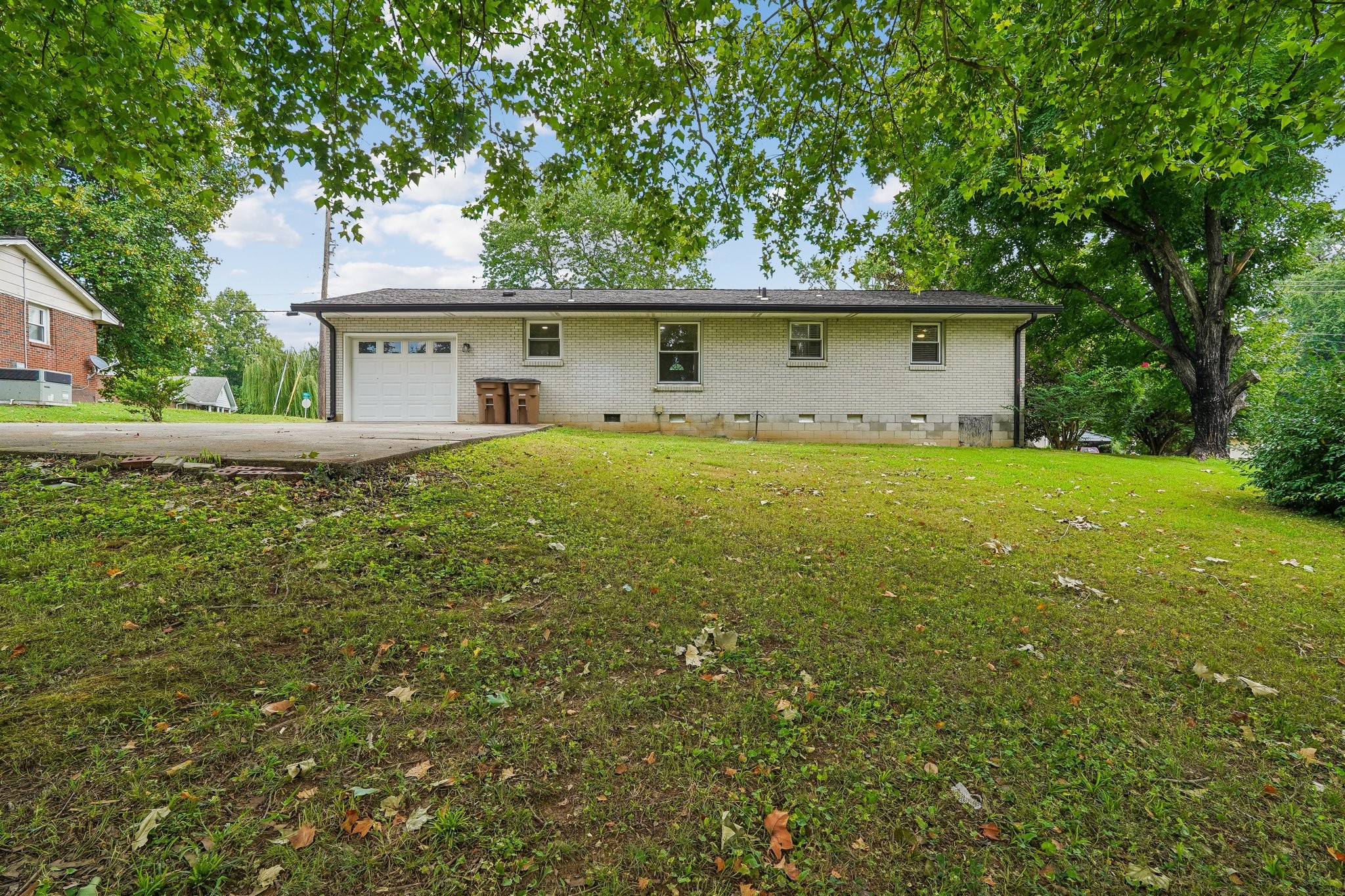 5053 Luker Ln, Antioch, TN 37013