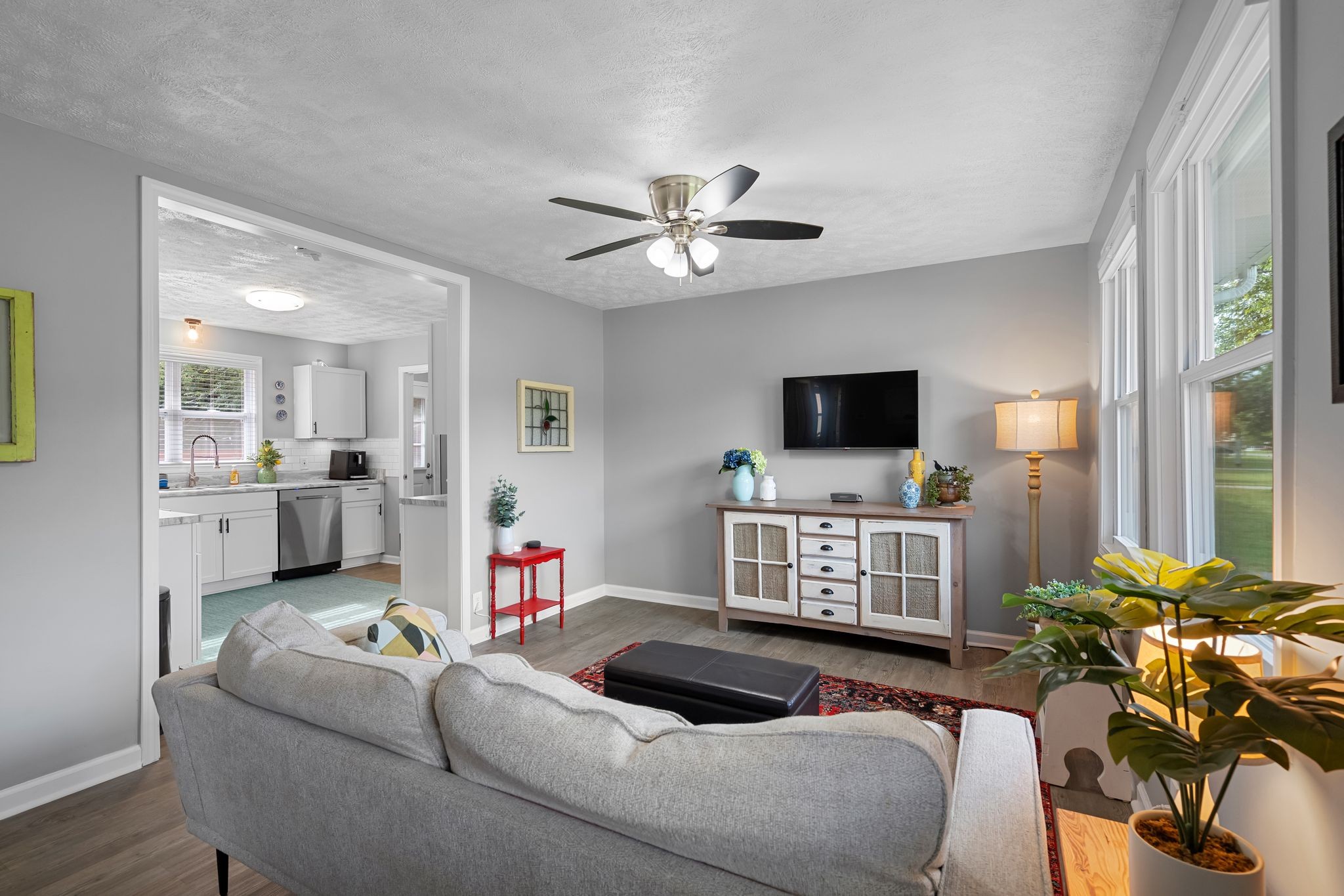 907 Hunt St, Murfreesboro, TN 37130