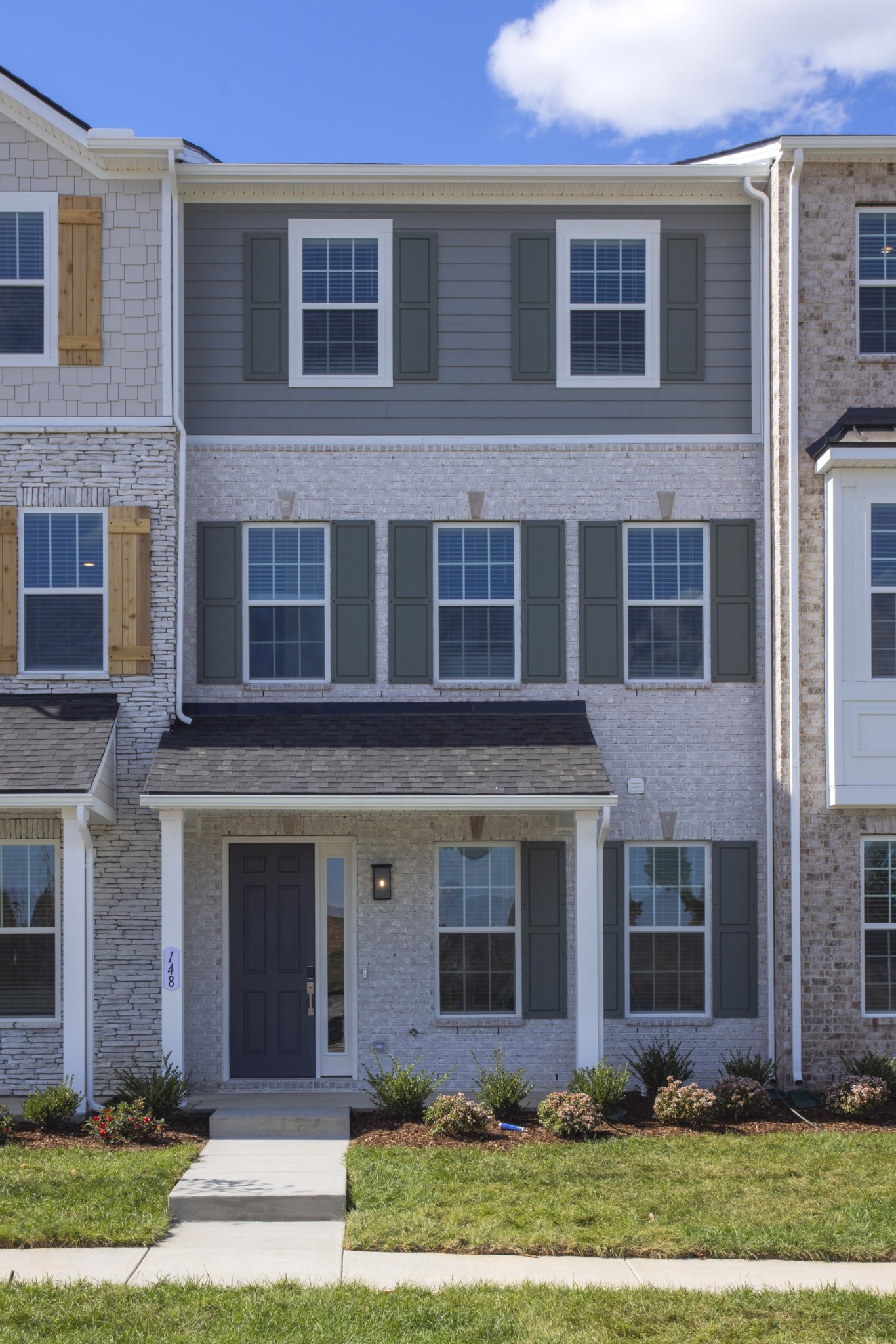 148 Barton Village Blvd, Lebanon, TN 37090