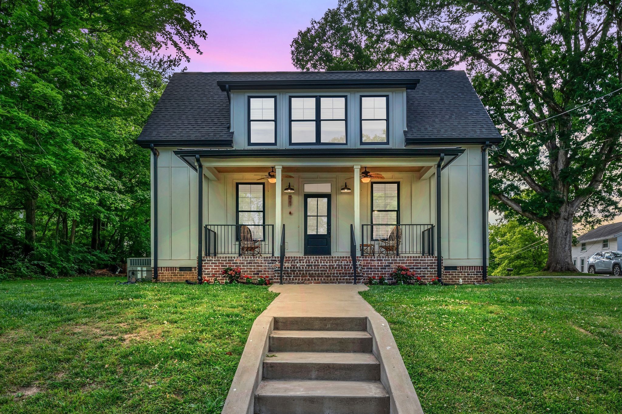 219 Mccreary Hts, Dickson, TN 37055