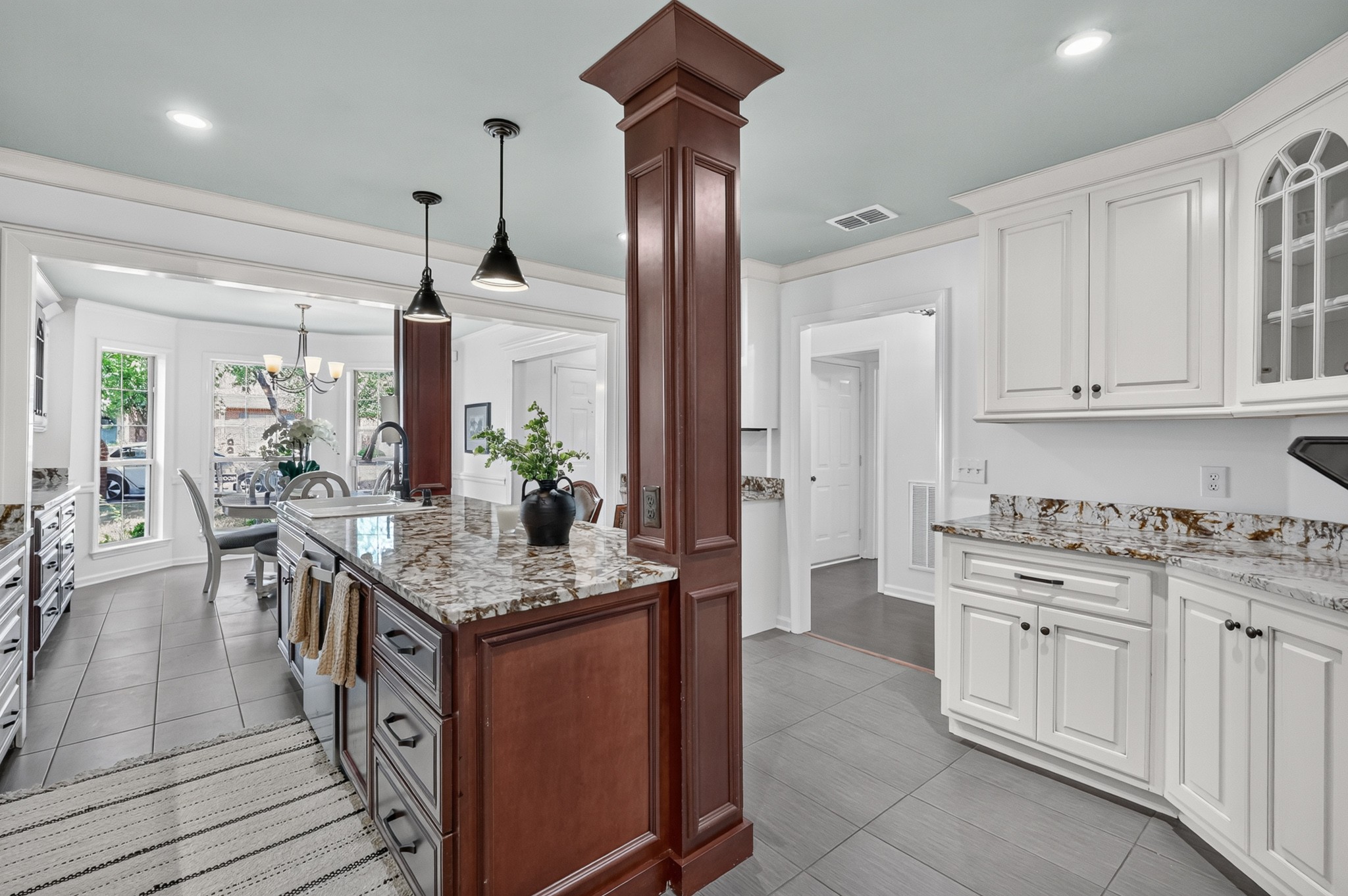 409 Riveredge Ct, Murfreesboro, TN 37128