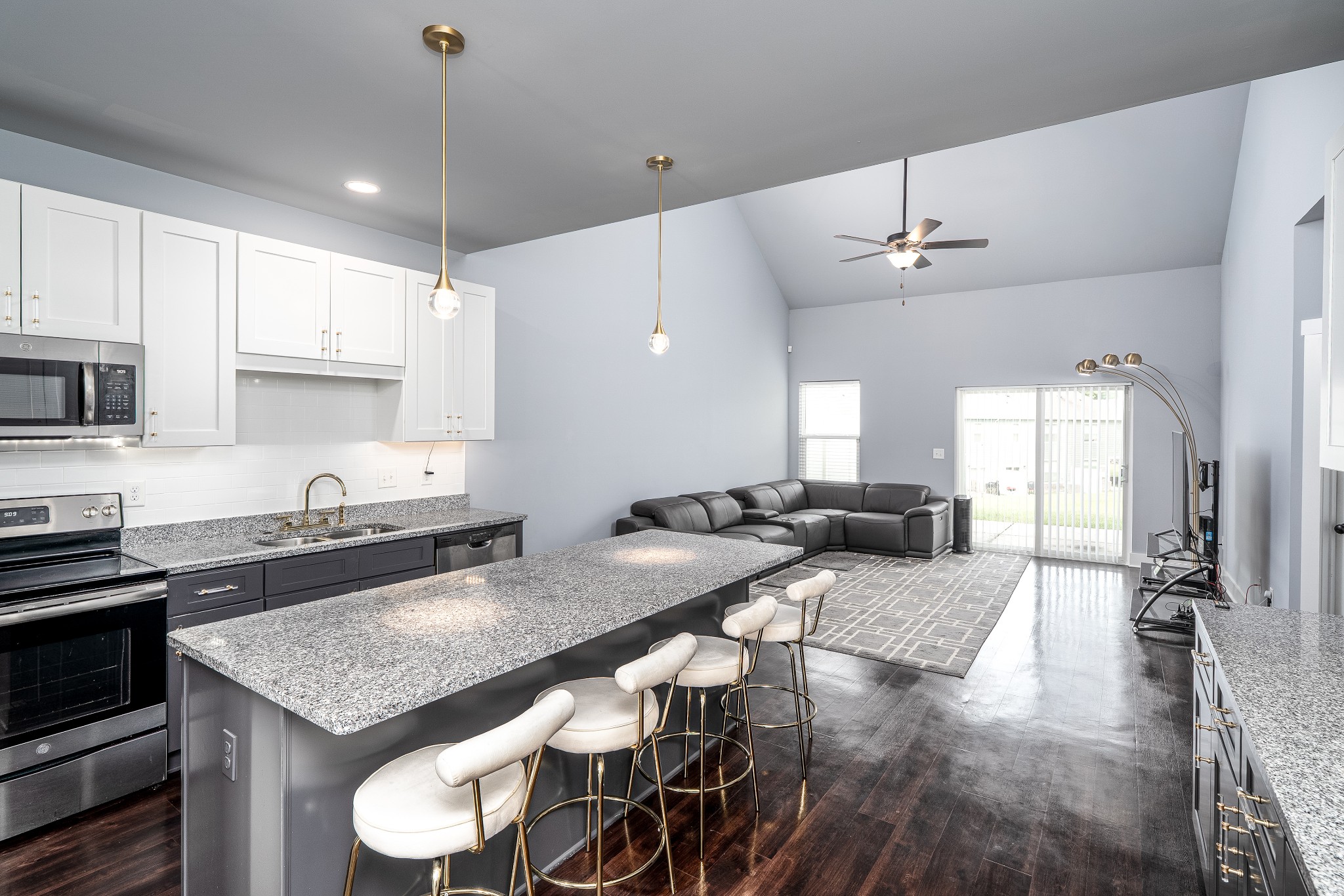 2175 Nectar Ln, Columbia, TN 38401