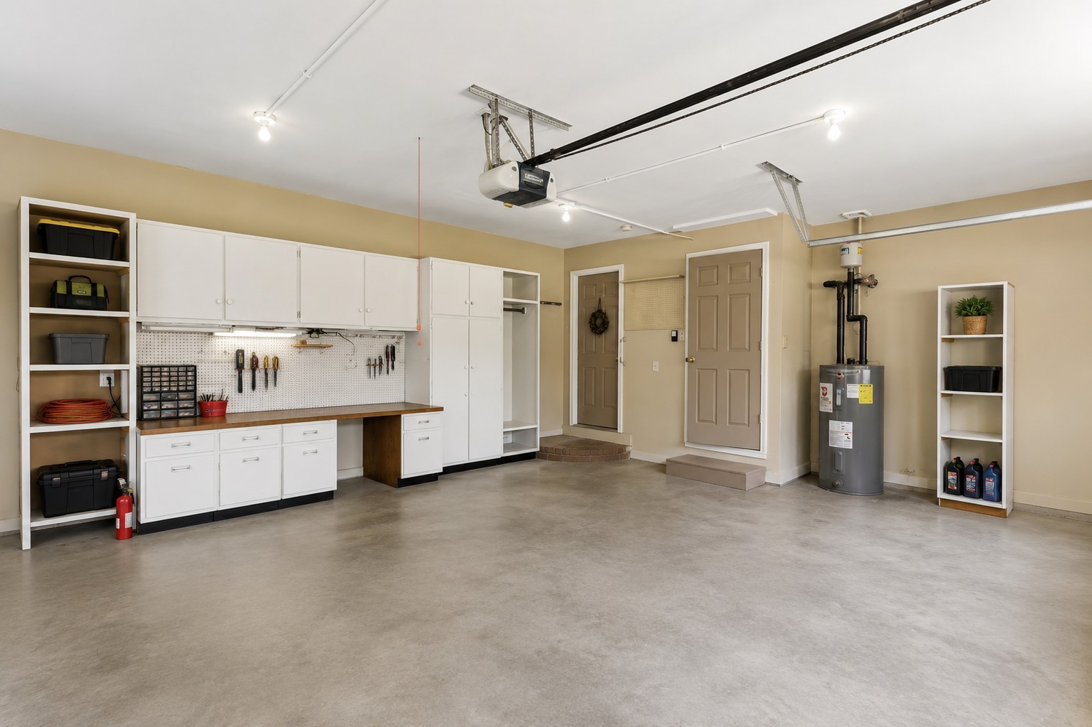 2897 Stewart Campbell Pt, Thompsons Station, TN 37179