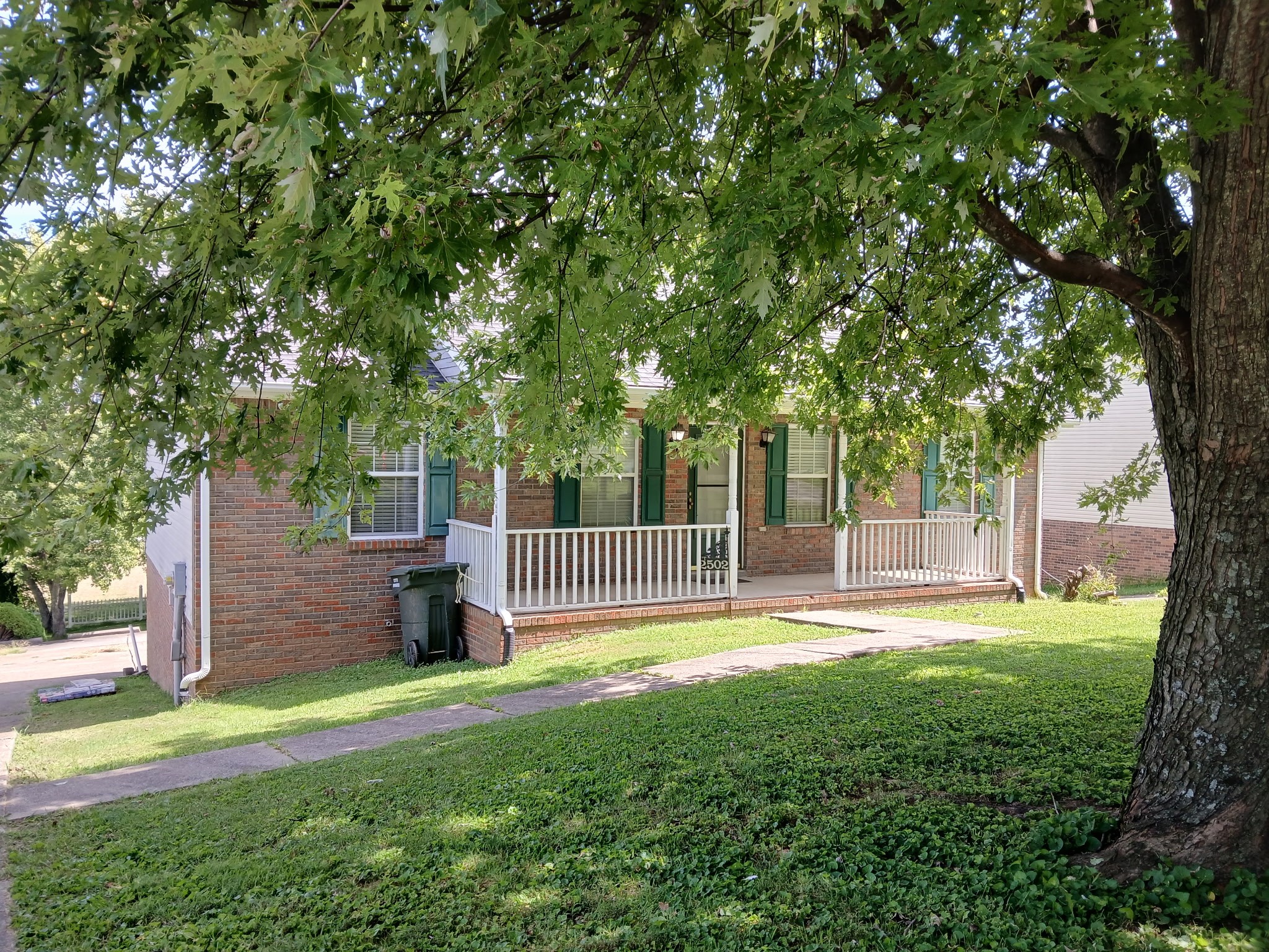 2502 17th Ave E, Springfield, TN 37172