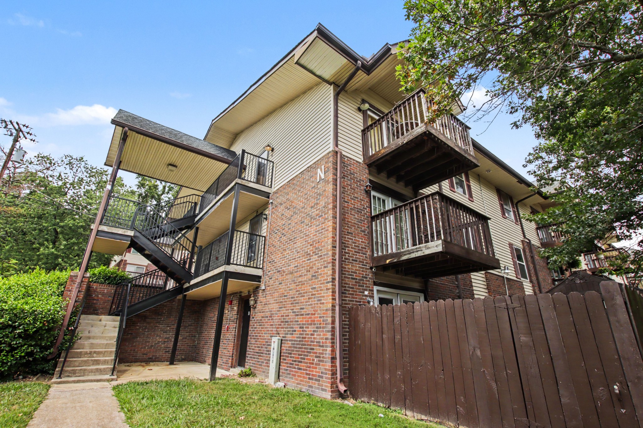 500 Paragon Mills Rd #N1, Nashville, TN 37211