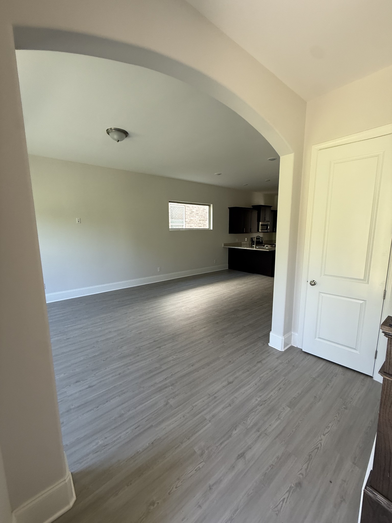 1109 Freeboard Aly, La Vergne, TN 37086